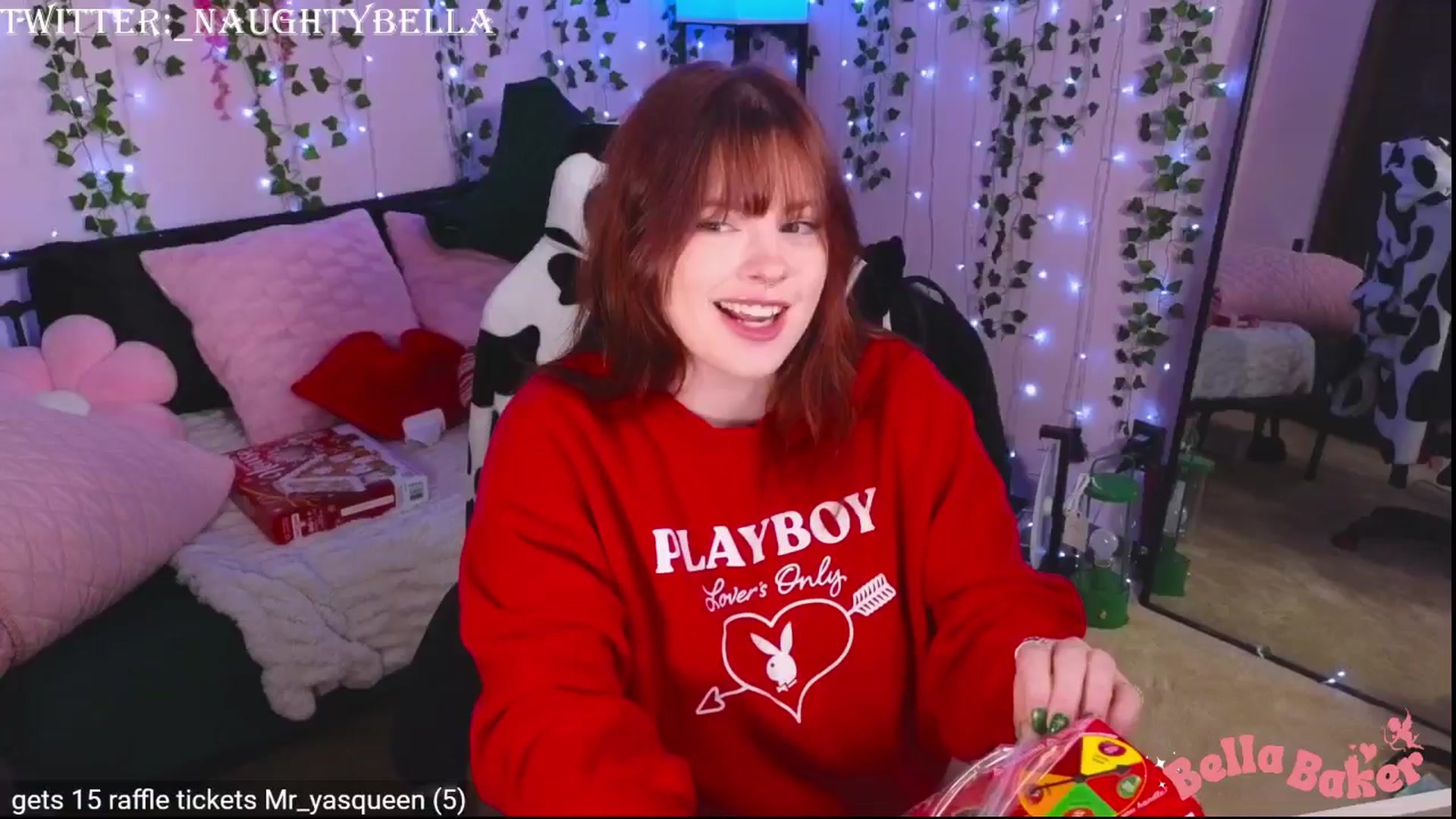 Gallery image thumbnail from naughtybella_'s myfreecams stream on, 12/19/2024, 19:22 image 1 of 20