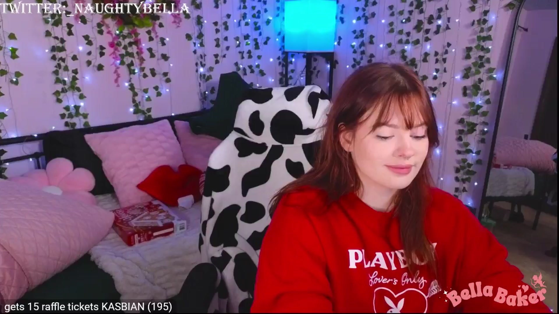 Gallery image thumbnail from naughtybella_'s myfreecams stream on, 12/19/2024, 19:22 image 19 of 20