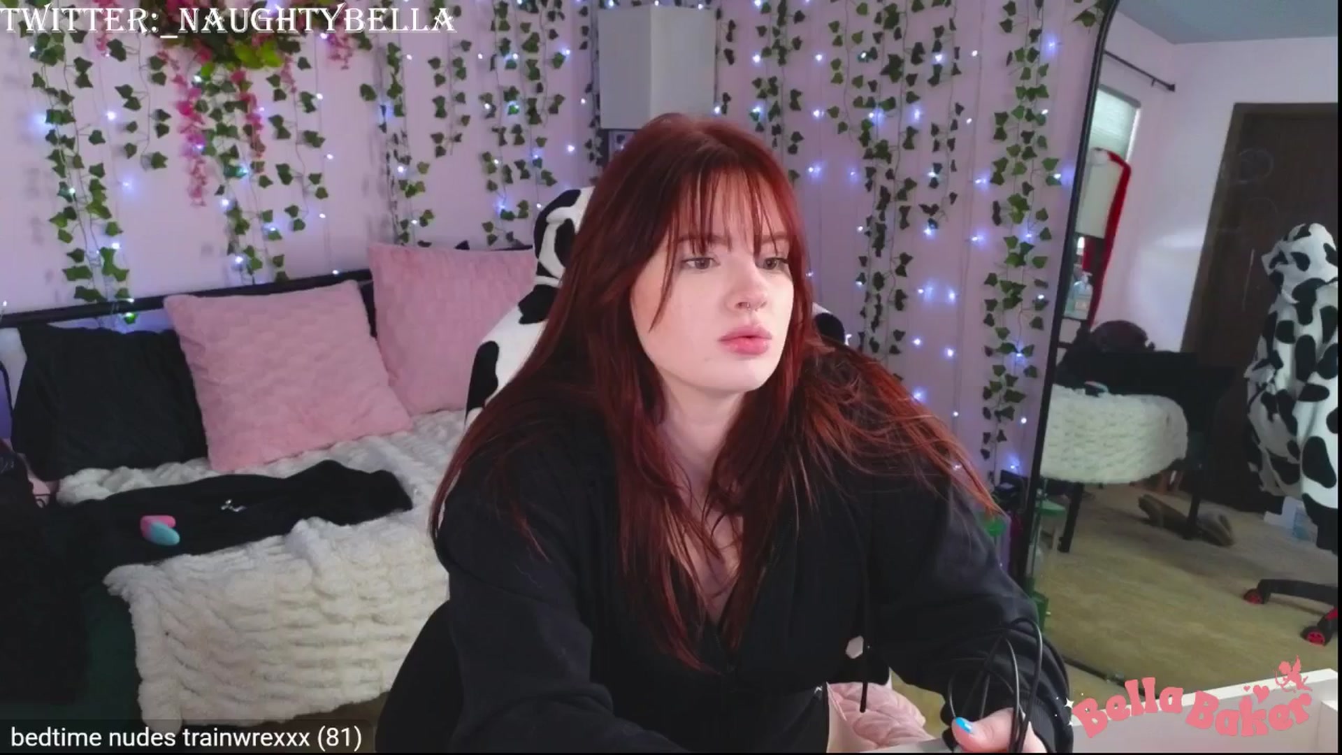 Gallery image thumbnail from naughtybella_'s myfreecams stream on, 01/13/2025, 19:17 image 10 of 20