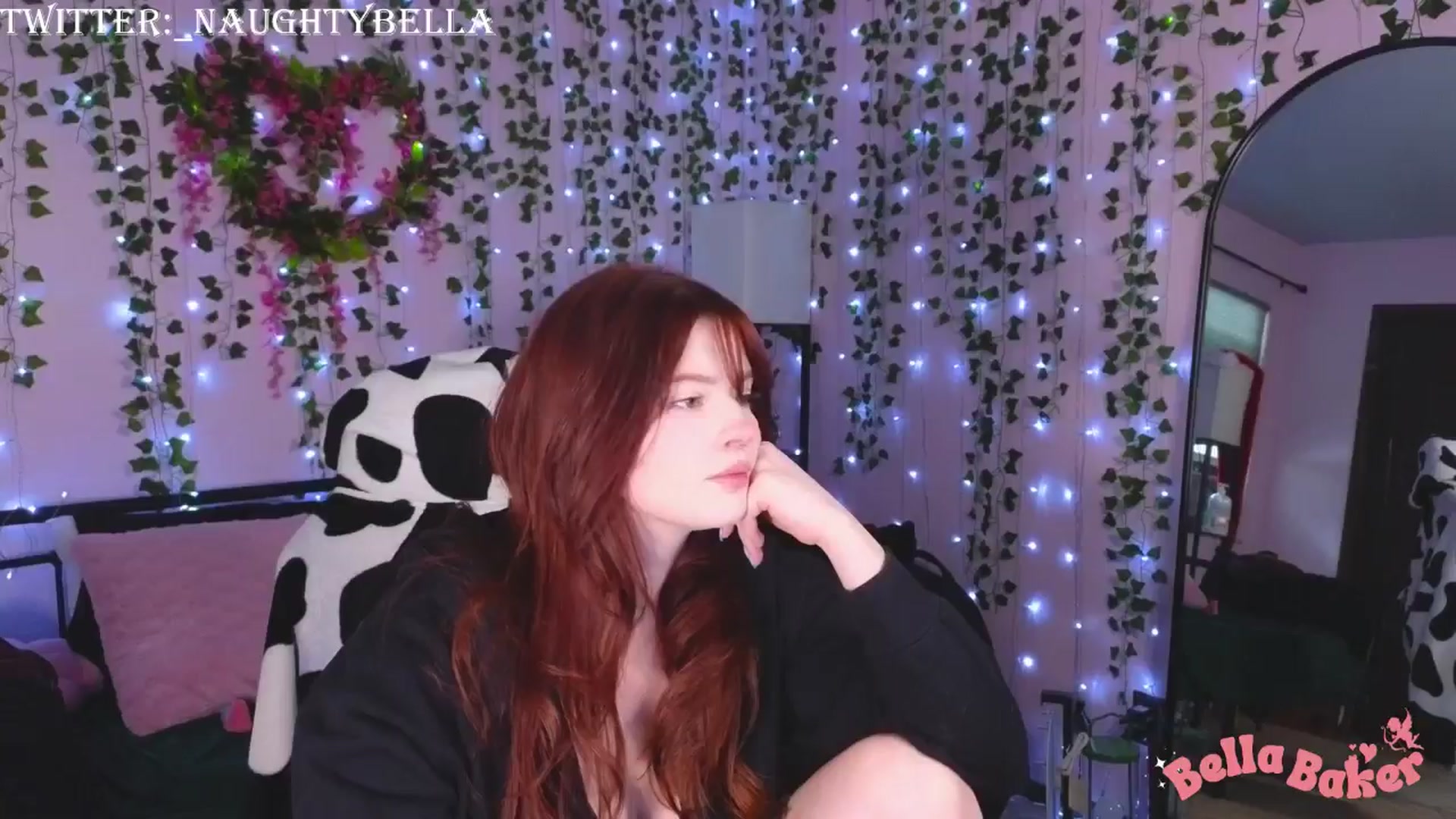 Gallery image thumbnail from naughtybella_'s myfreecams stream on, 01/18/2025, 19:09 image 1 of 20