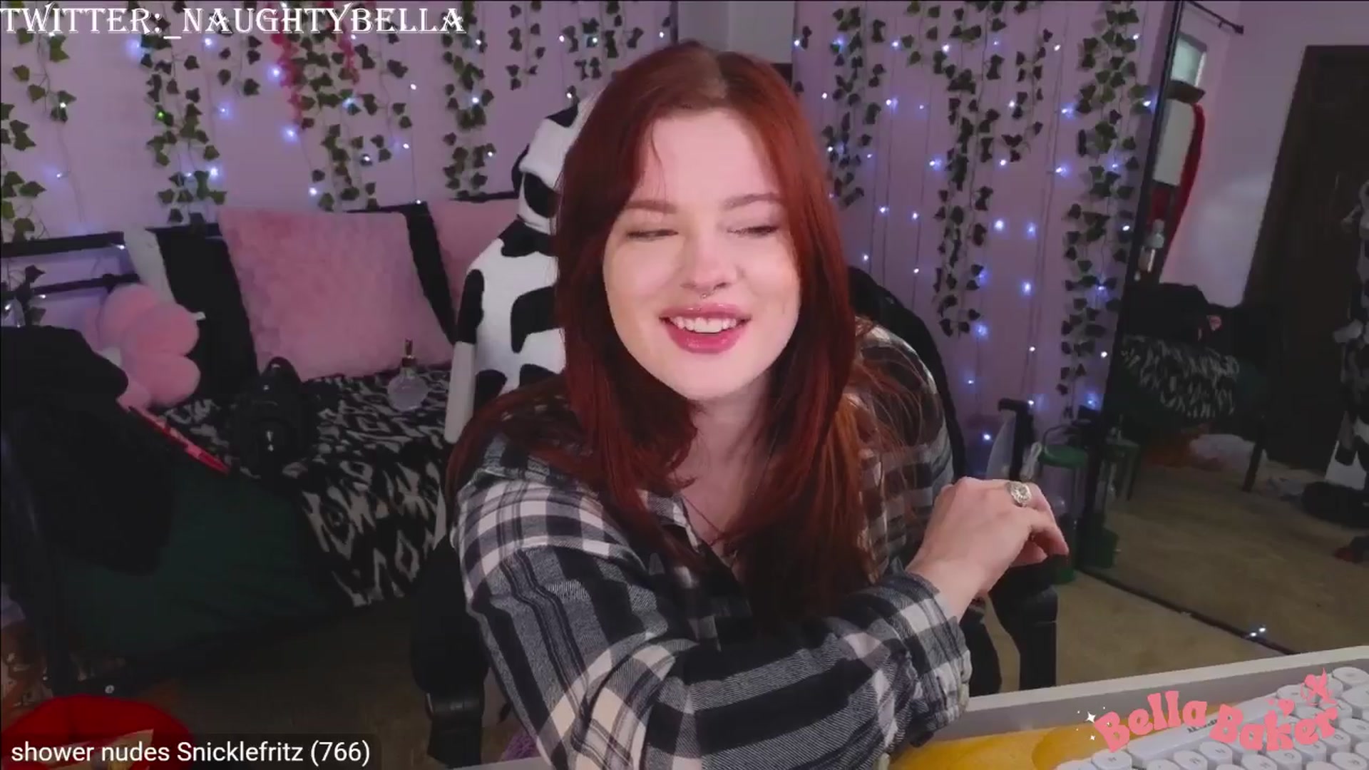Gallery image thumbnail from naughtybella_'s myfreecams stream on, 02/18/2025, 21:25 image 14 of 20