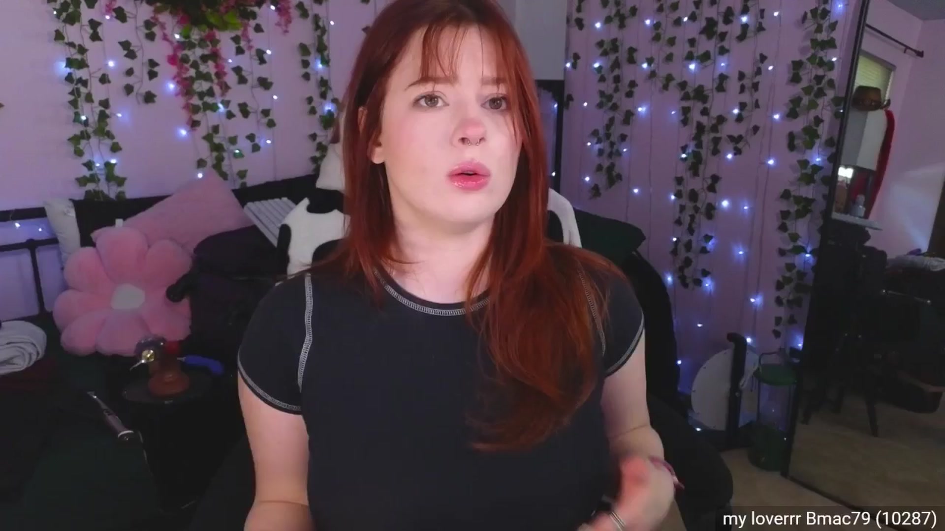 Gallery image thumbnail from naughtybella_'s myfreecams stream on, 03/17/2025, 16:19 image 12 of 20