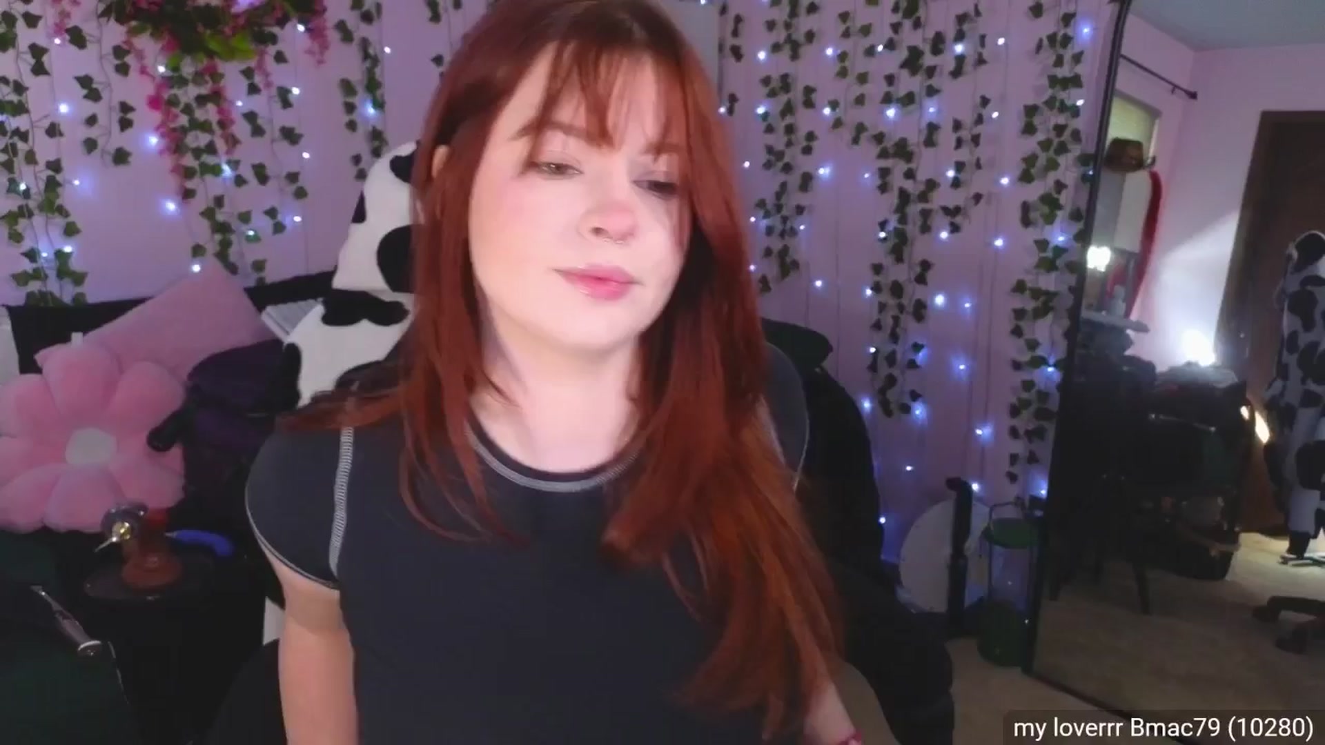 Gallery image thumbnail from naughtybella_'s myfreecams stream on, 03/17/2025, 16:19 image 3 of 20