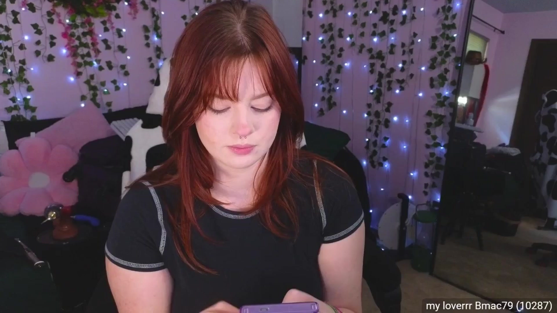 Gallery image thumbnail from naughtybella_'s myfreecams stream on, 03/17/2025, 16:19 image 7 of 20