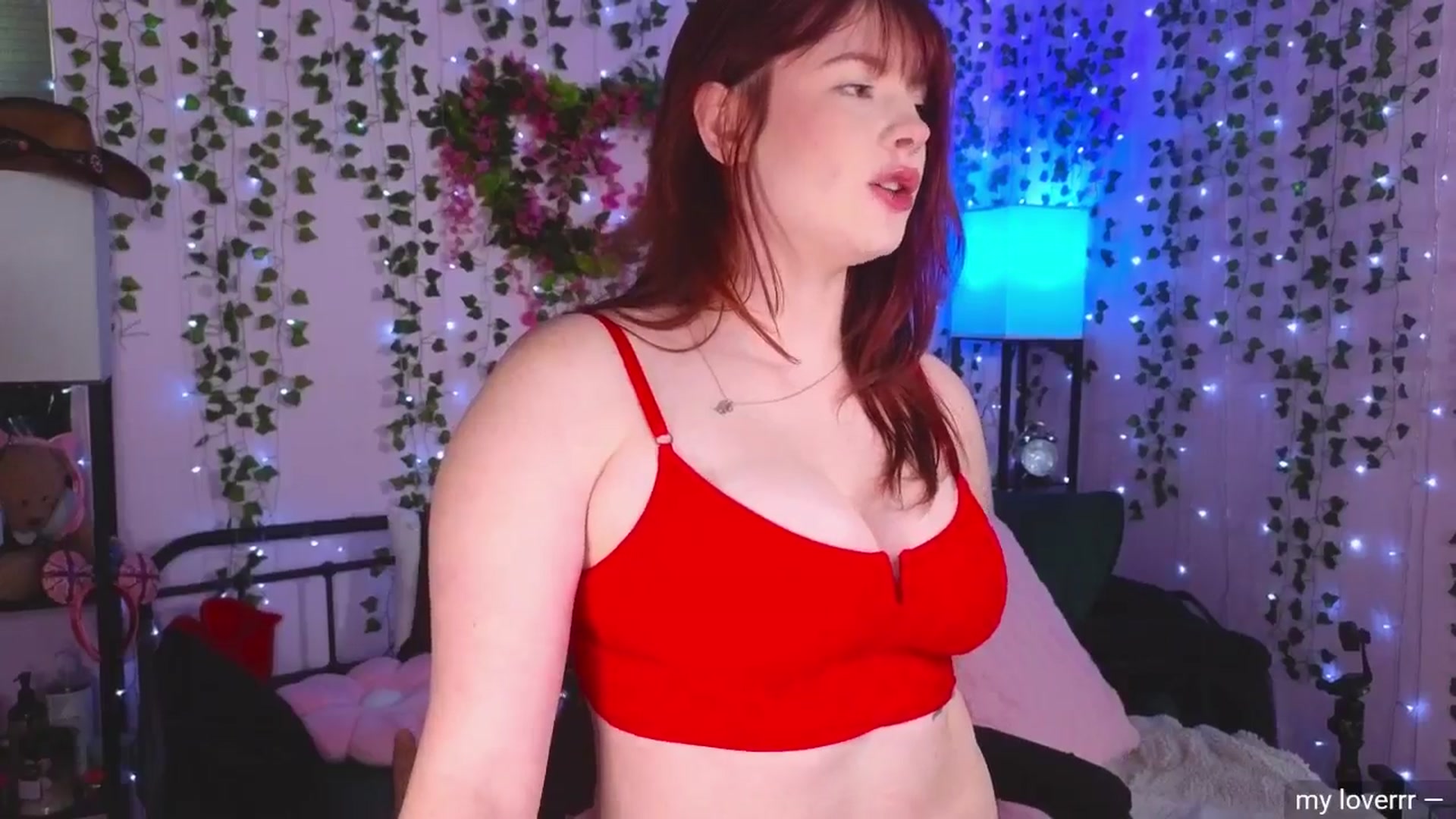 Gallery image thumbnail from naughtybella_'s myfreecams stream on, 04/04/2025, 17:27 image 9 of 20