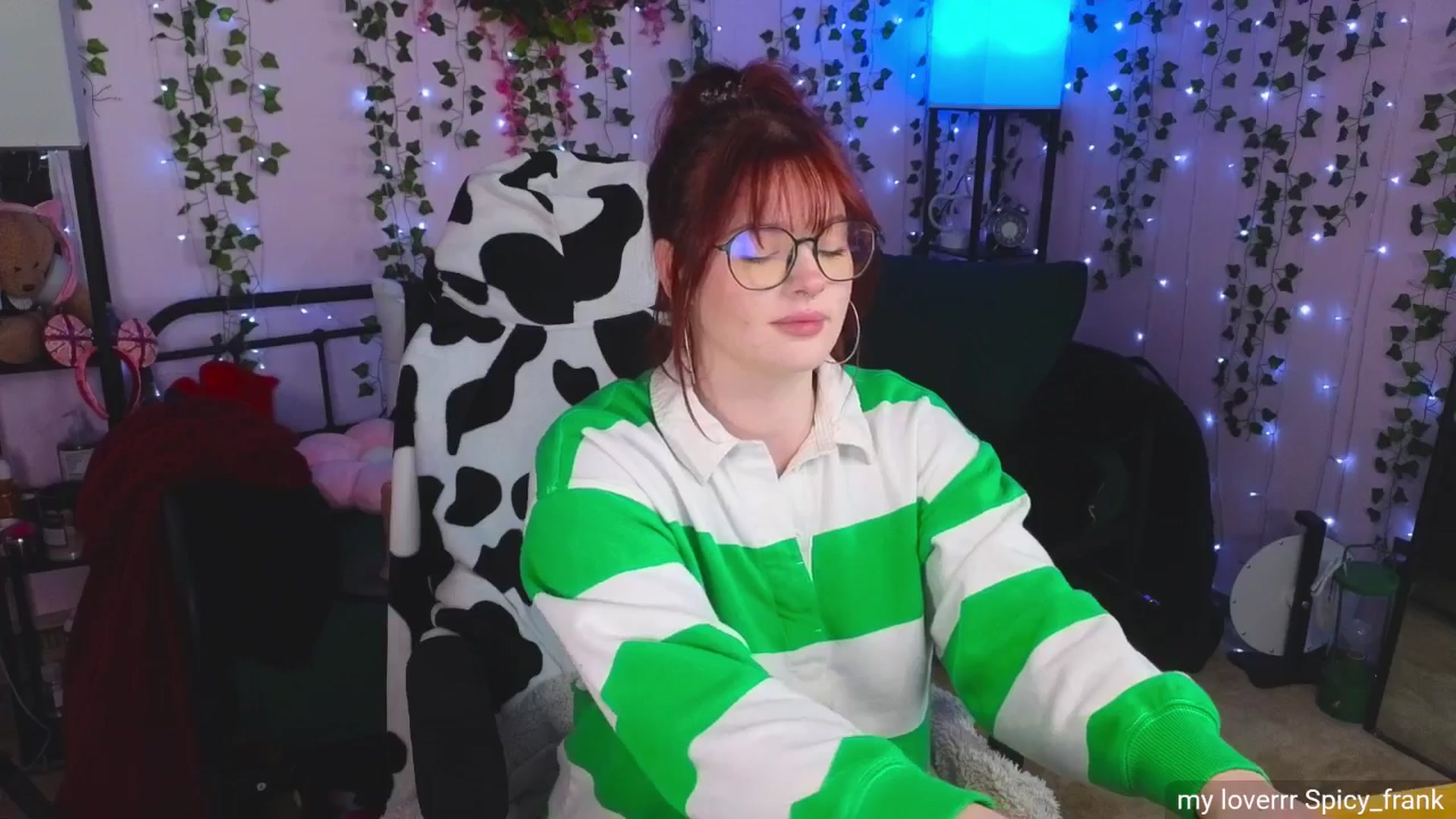 Gallery image thumbnail from naughtybella_'s myfreecams stream on, 04/07/2025, 18:08 image 12 of 20