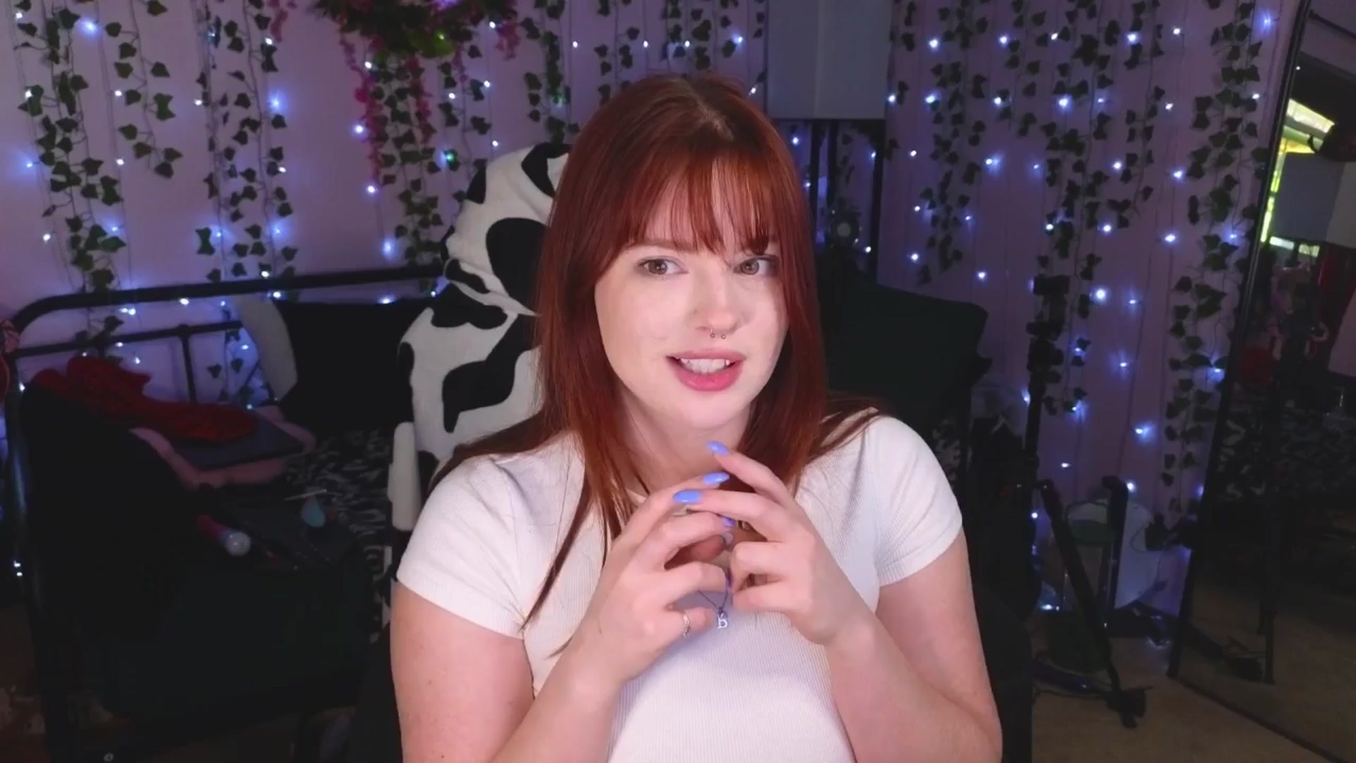 Gallery image thumbnail from naughtybella_'s myfreecams stream on, 04/29/2025, 24:01 image 6 of 20