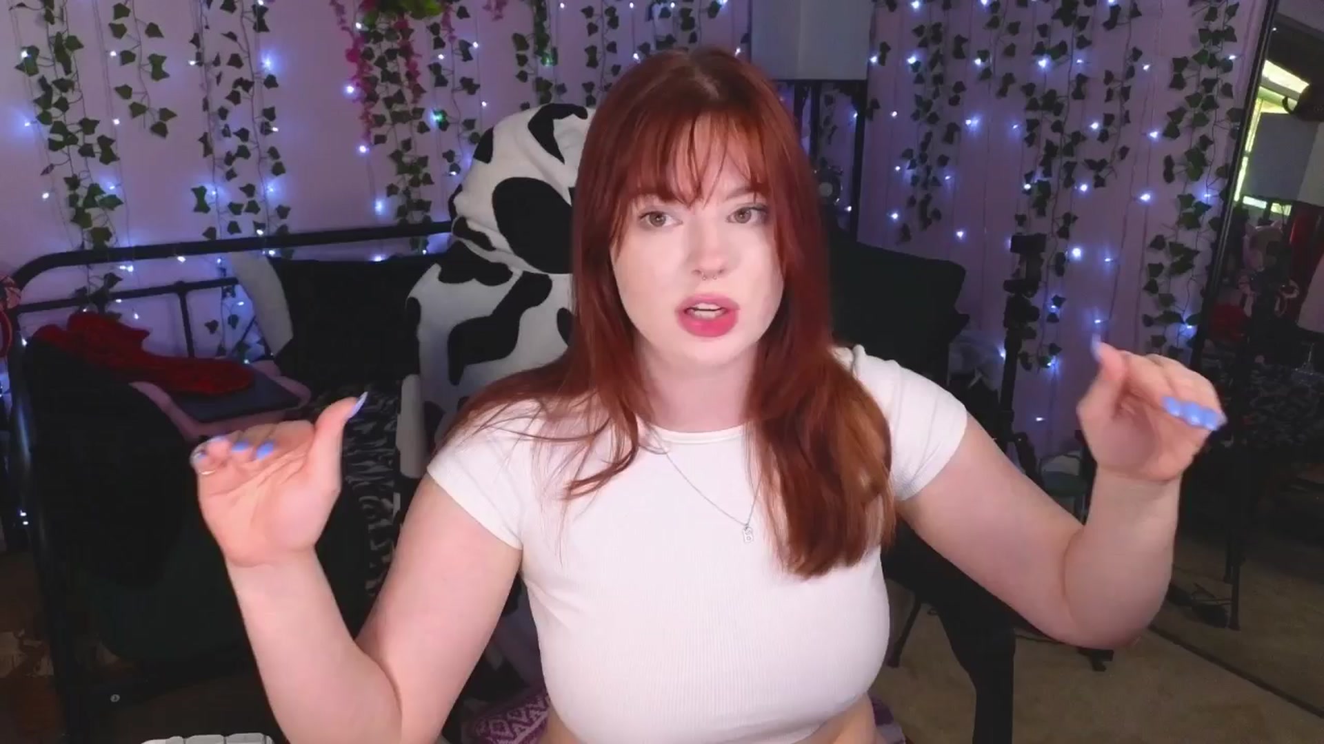 Gallery image thumbnail from naughtybella_'s myfreecams stream on, 04/29/2025, 24:01 image 1 of 20