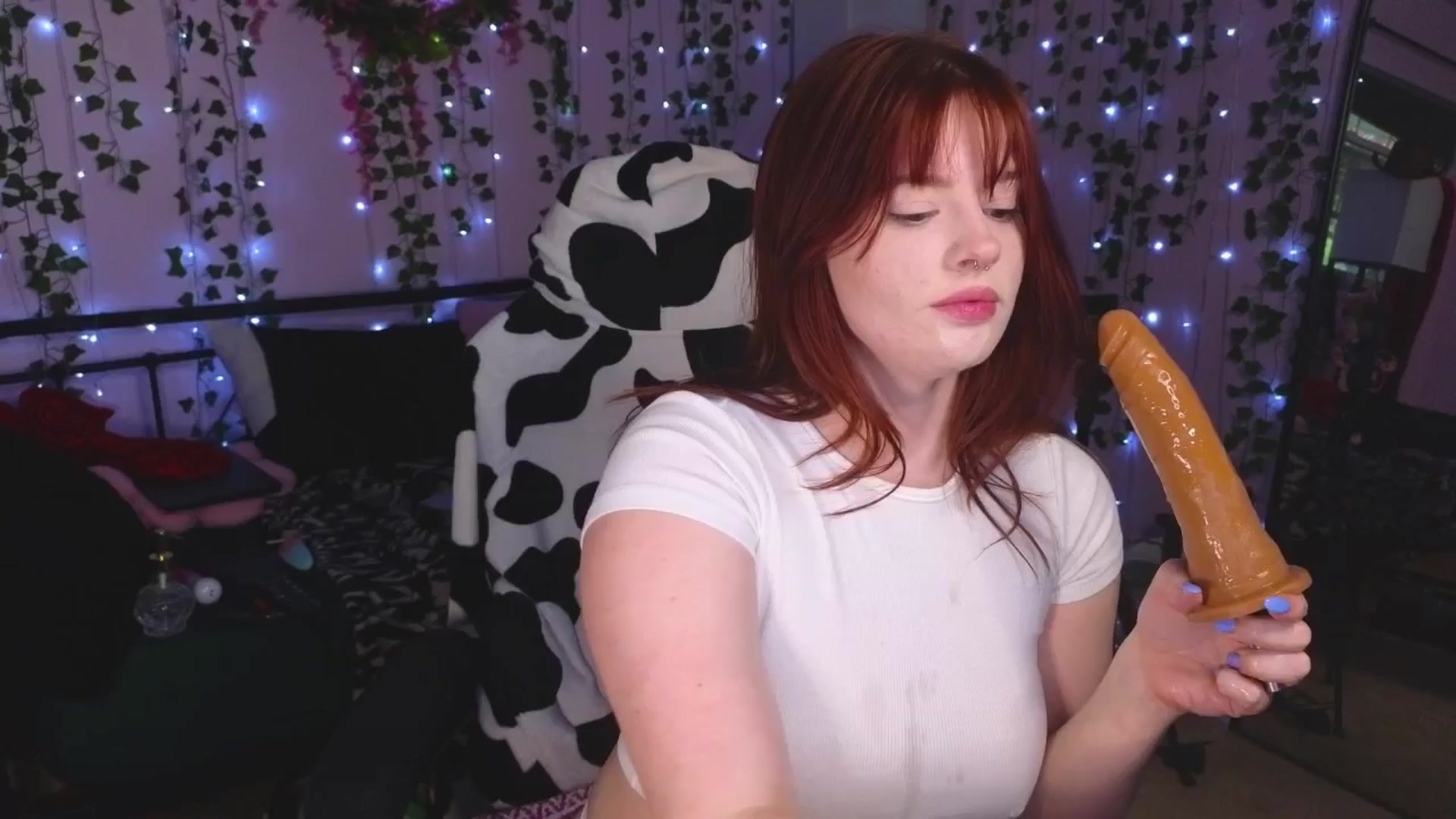 Gallery image thumbnail from naughtybella_'s myfreecams stream on, 04/29/2025, 24:52 image 5 of 20
