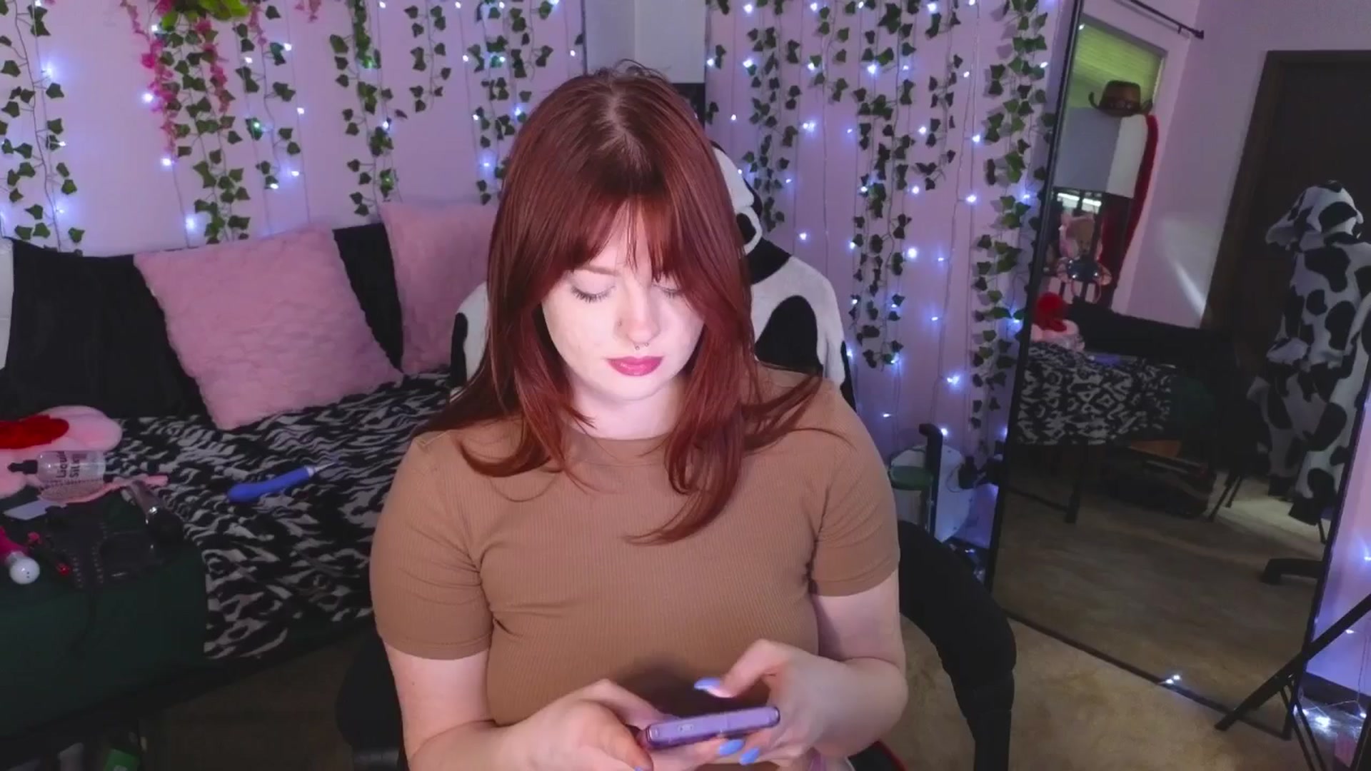 Gallery image thumbnail from naughtybella_'s myfreecams stream on, 04/30/2025, 17:44 image 4 of 20