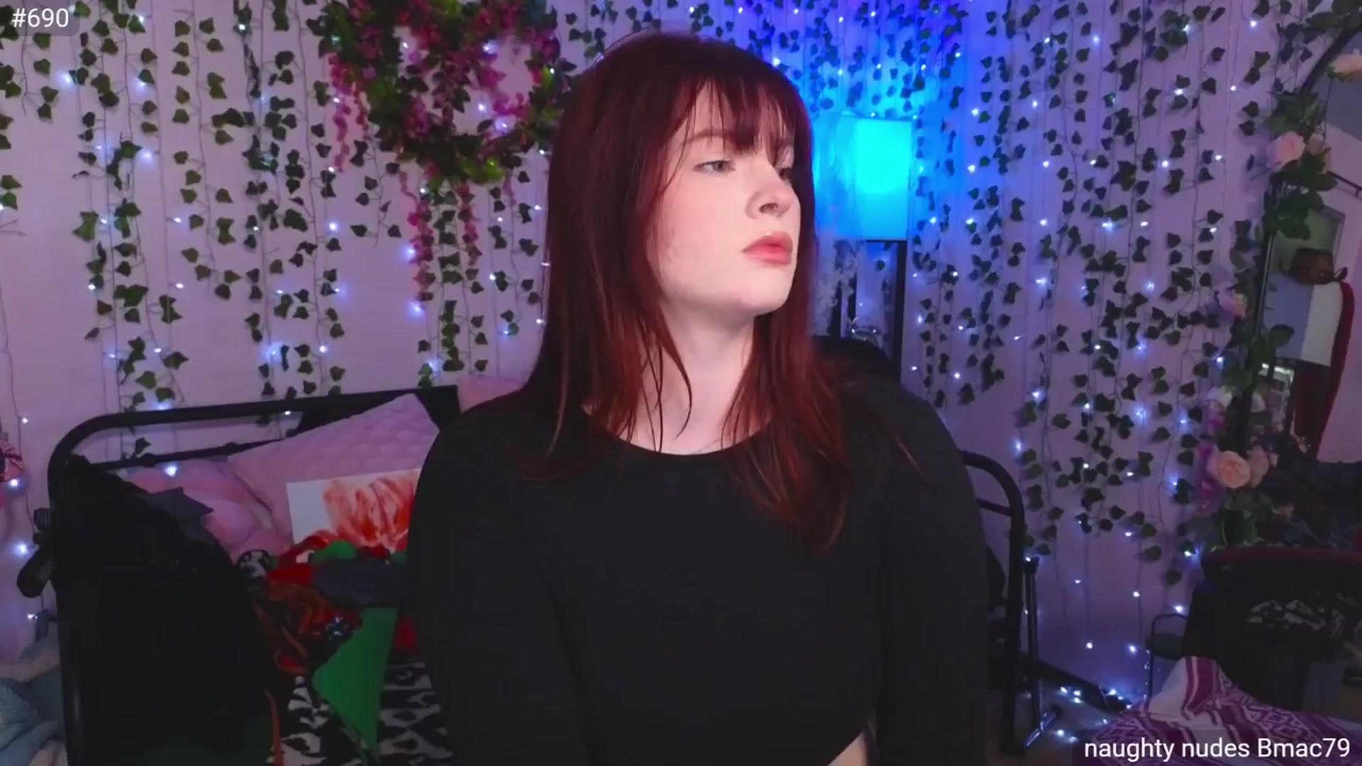 Gallery image thumbnail from naughtybella_'s myfreecams stream on, 05/13/2025, 17:45 image 9 of 20