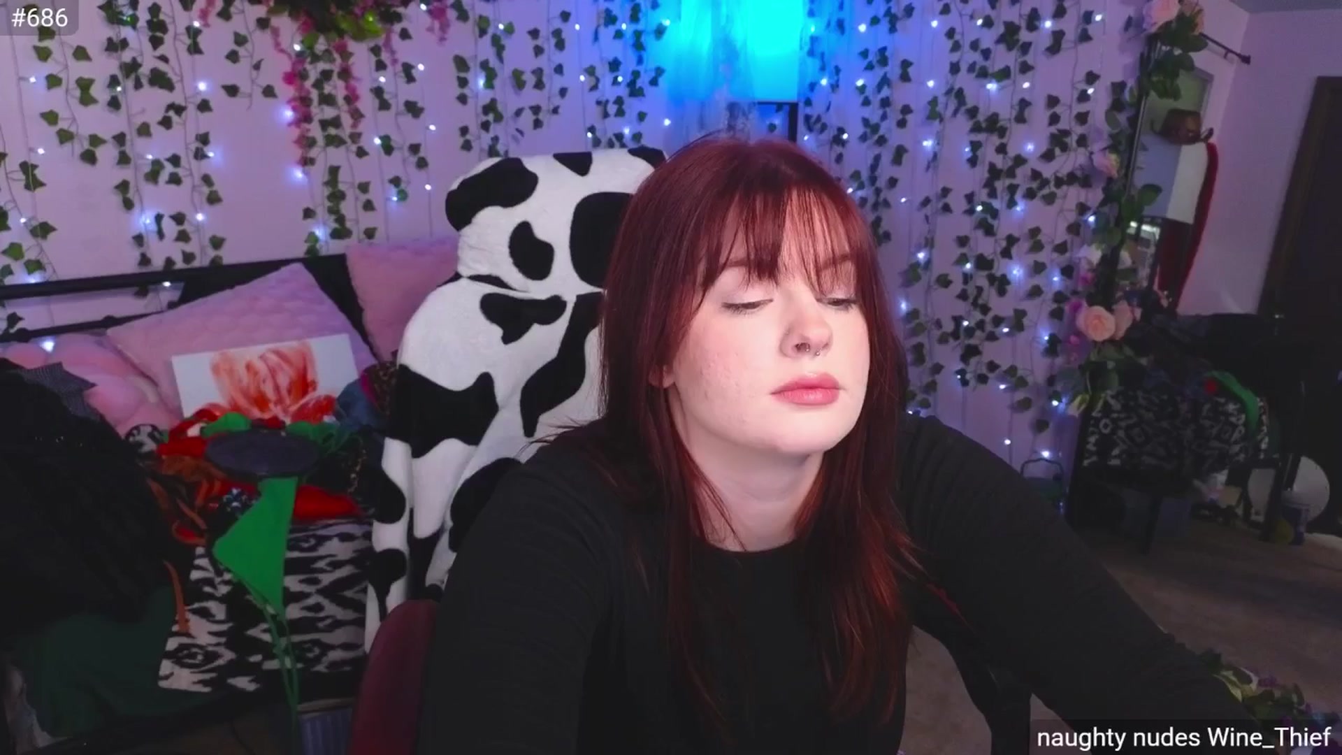 Gallery image thumbnail from naughtybella_'s myfreecams stream on, 05/13/2025, 17:45 image 19 of 20
