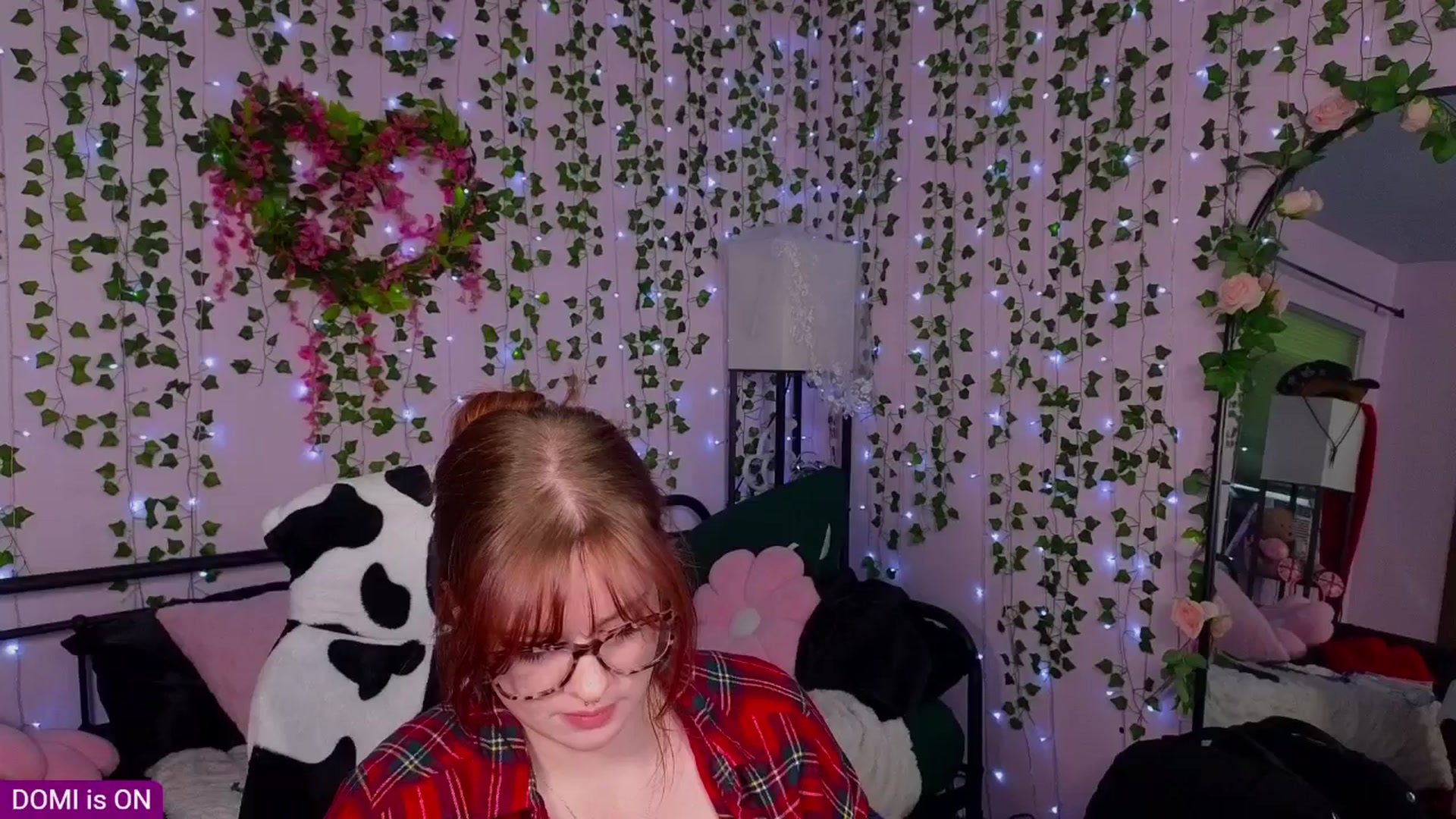 Gallery image thumbnail from naughtybella_'s myfreecams stream on, 08/02/2025, 16:21 image 18 of 20