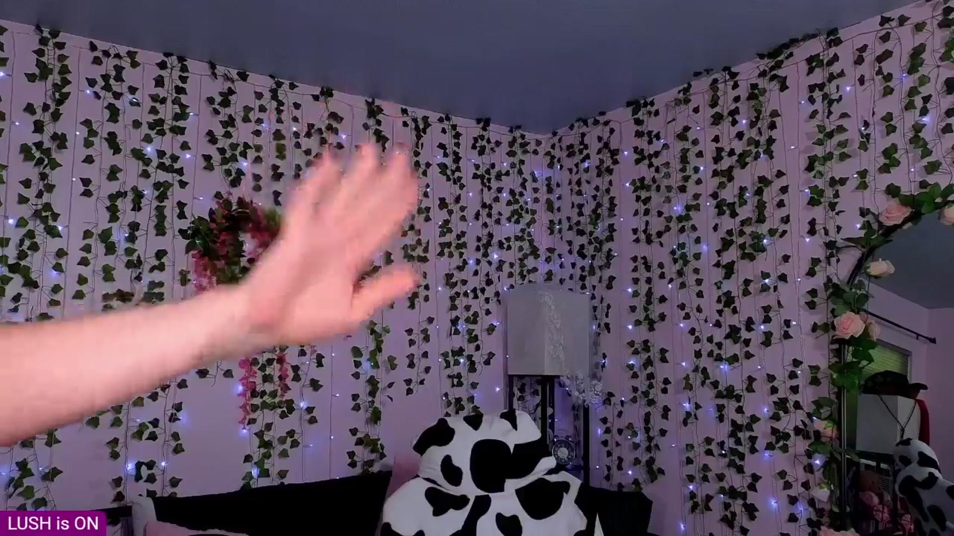Gallery image thumbnail from naughtybella_'s myfreecams stream on, 08/15/2025, 19:57 image 16 of 20
