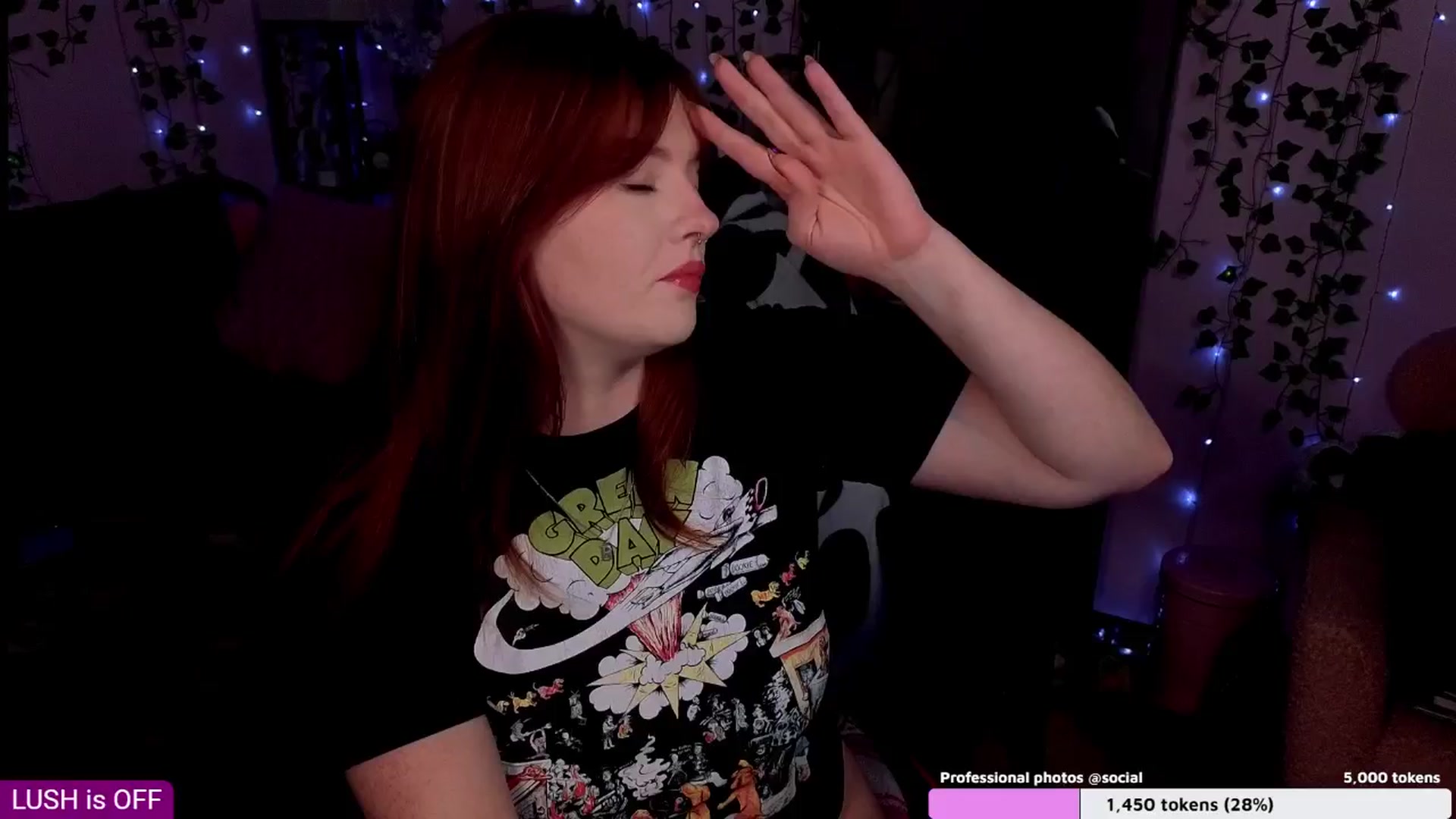 Gallery image thumbnail from naughtybella_'s myfreecams stream on, 08/29/2025, 01:45 image 13 of 20