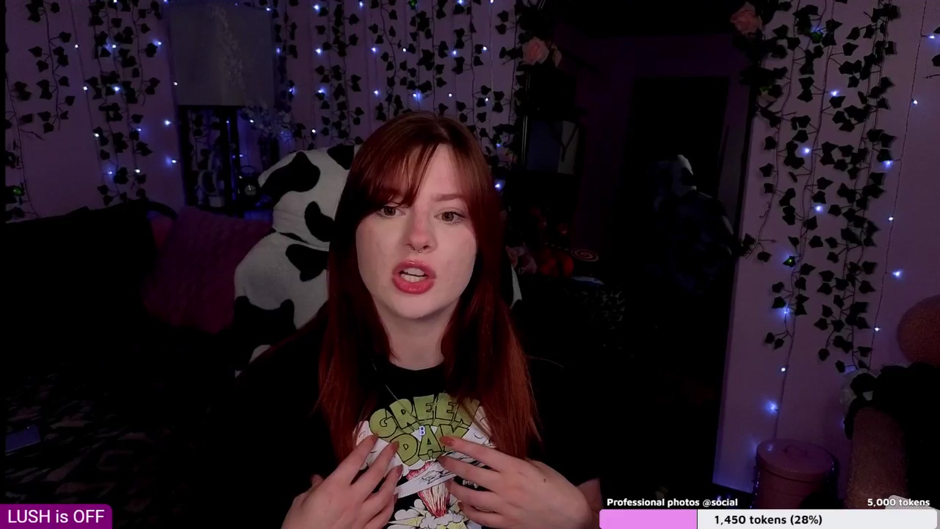 Gallery image thumbnail from naughtybella_'s myfreecams stream on, 08/29/2025, 01:45 image 4 of 20