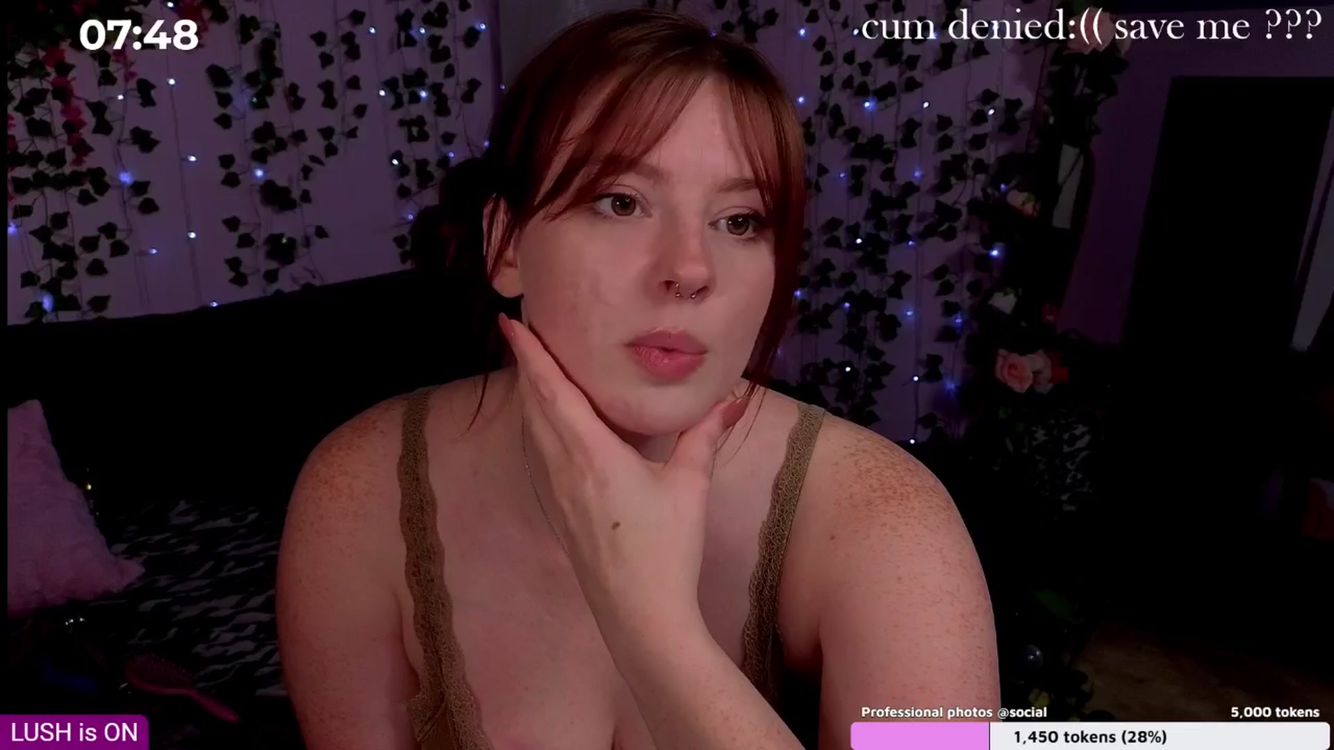 Gallery image thumbnail from naughtybella_'s myfreecams stream on, 09/04/2025, 02:22 image 1 of 20
