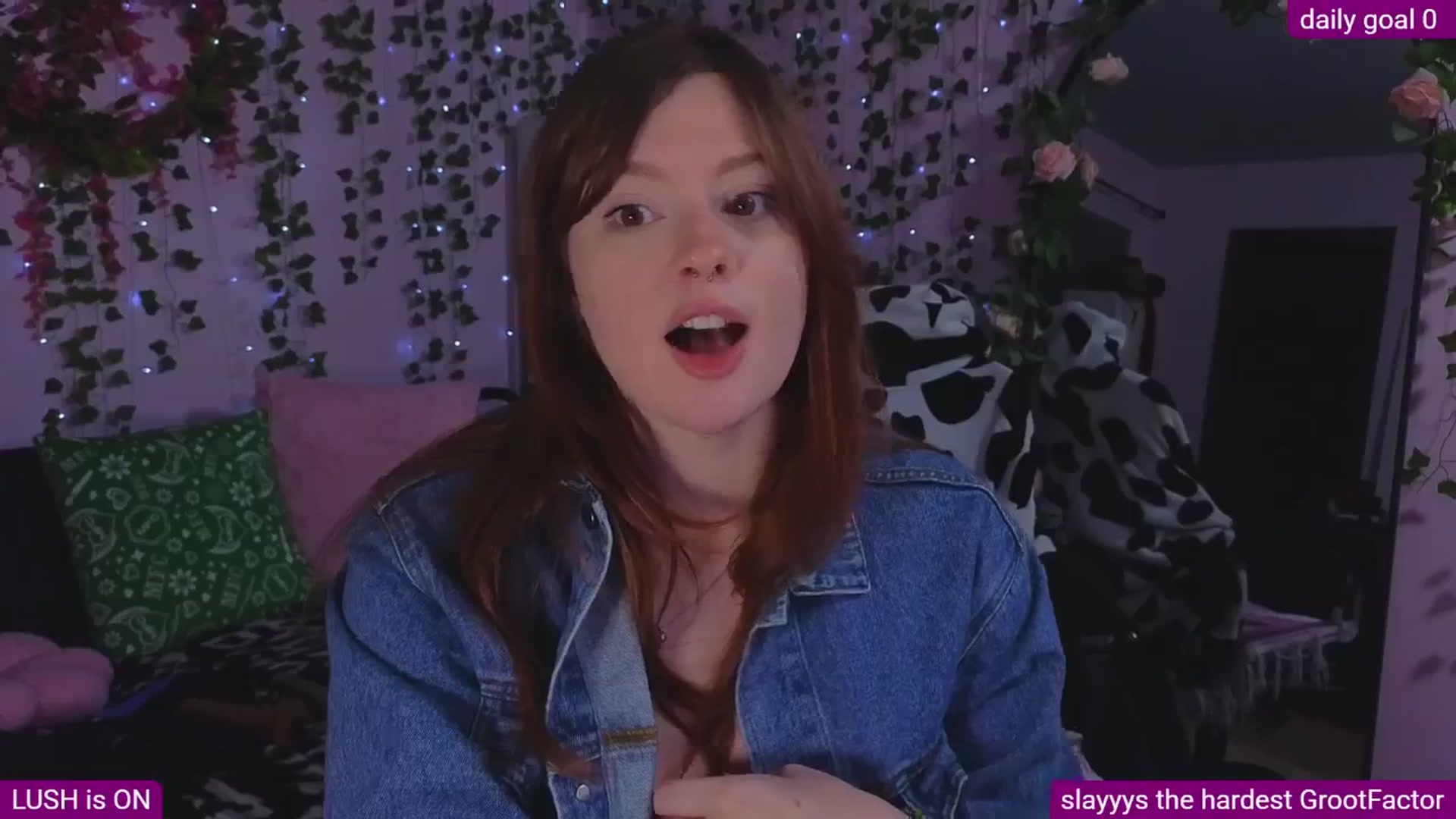 Gallery image thumbnail from naughtybella_'s myfreecams stream on, 11/19/2025, 04:33 image 15 of 20
