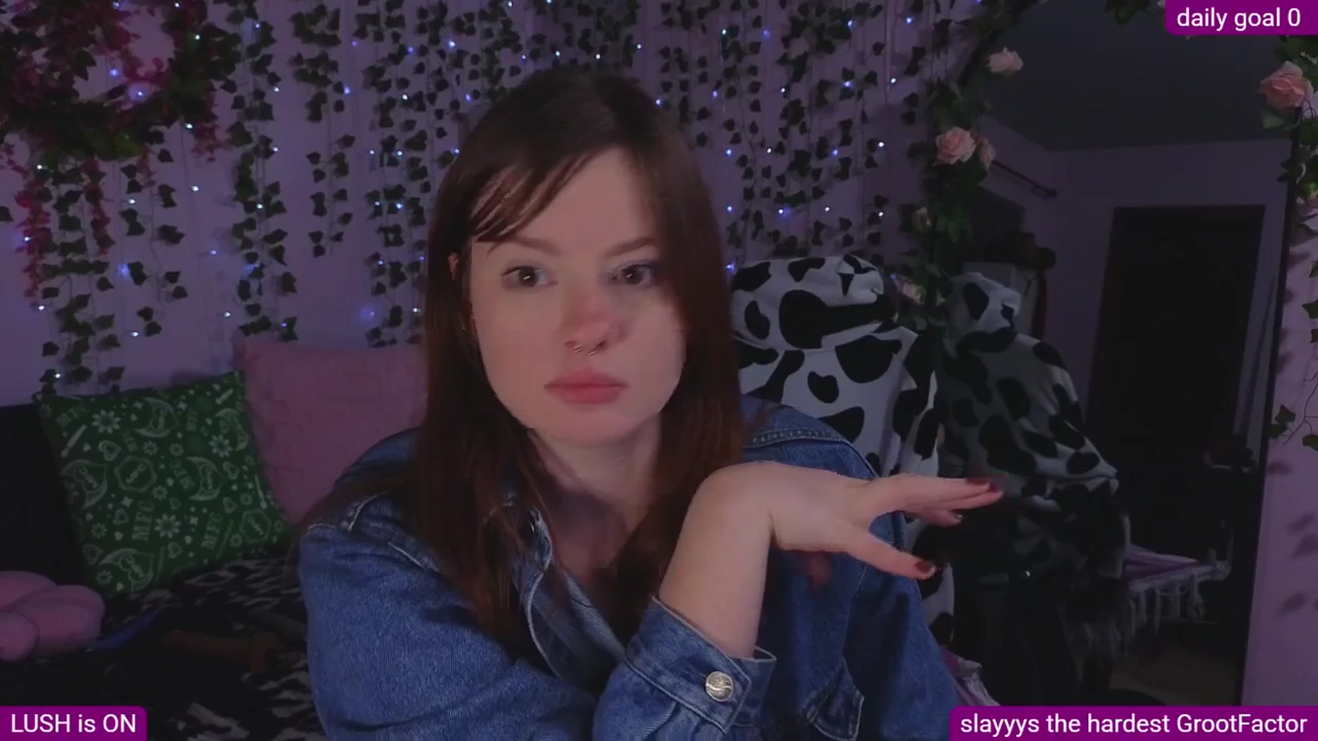 Gallery image thumbnail from naughtybella_'s myfreecams stream on, 11/19/2025, 04:33 image 18 of 20