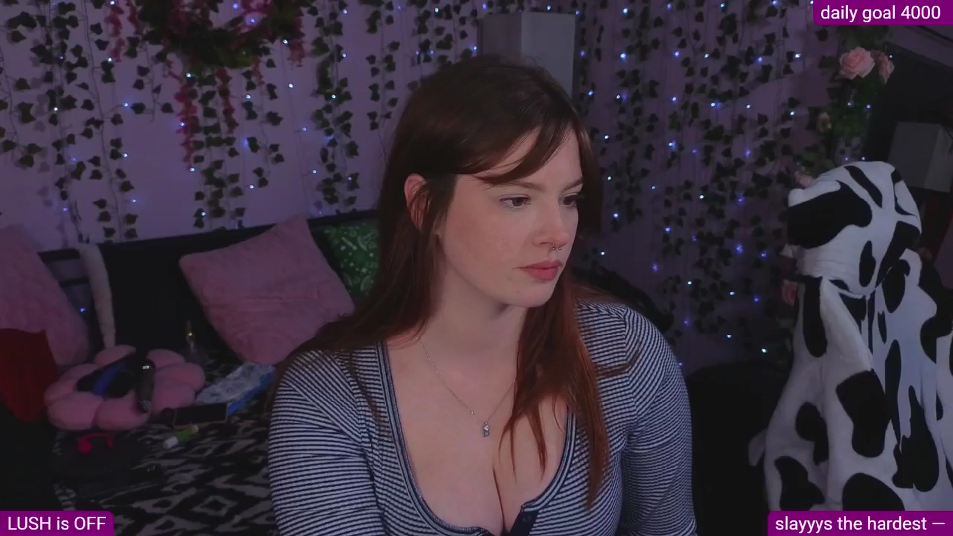Gallery image thumbnail from naughtybella_'s myfreecams stream on, 11/26/2025, 03:14 image 1 of 20