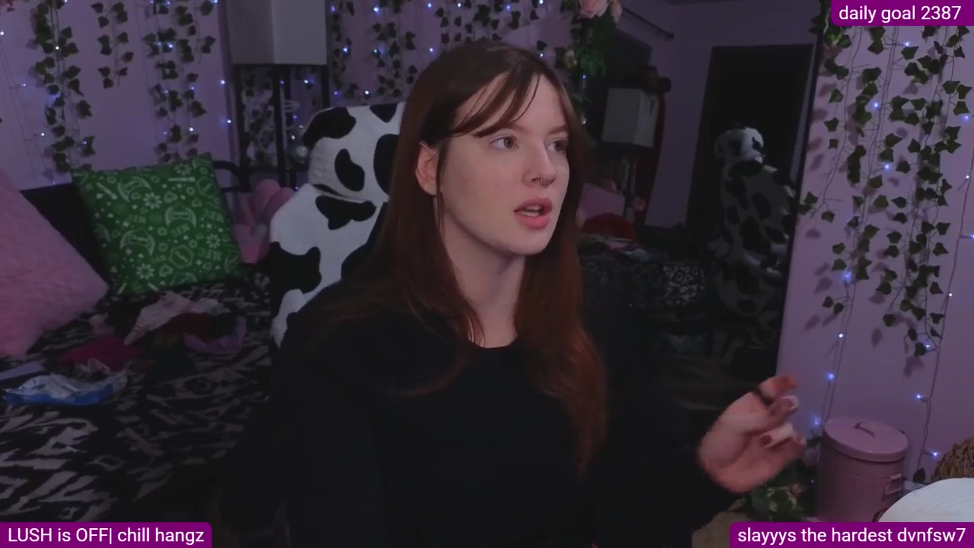 Gallery image thumbnail from naughtybella_'s myfreecams stream on, 11/29/2025, 04:46 image 11 of 20