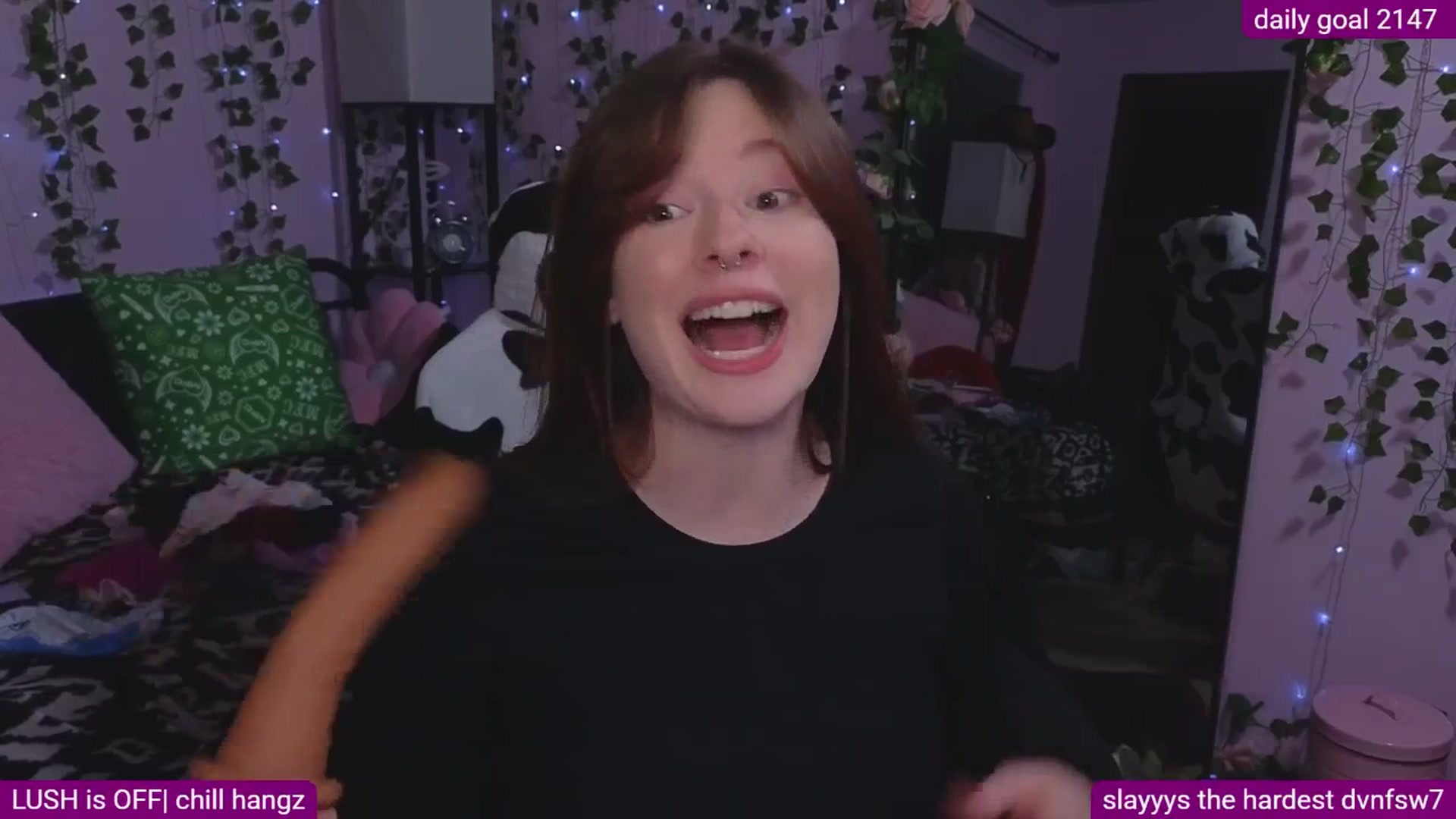Gallery image thumbnail from naughtybella_'s myfreecams stream on, 11/29/2025, 04:46 image 13 of 20