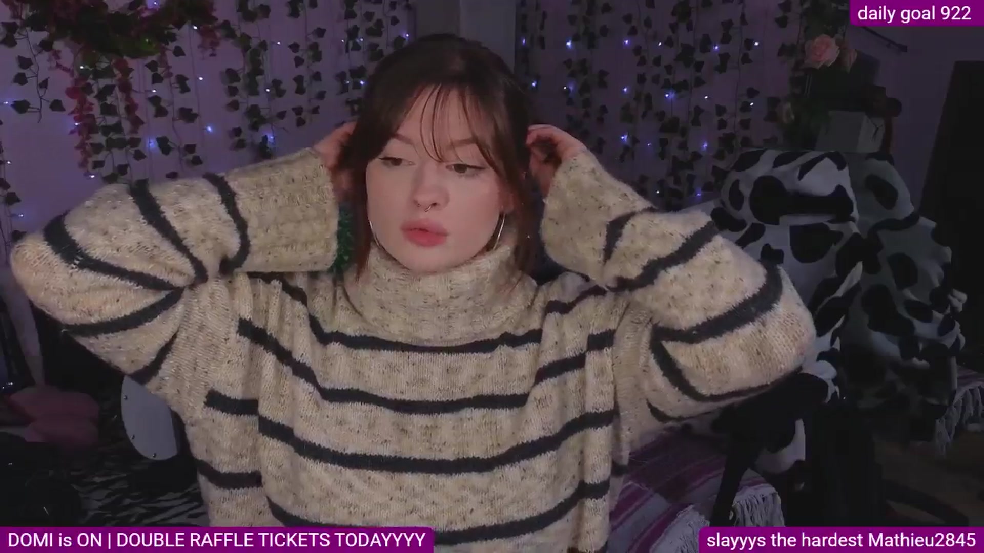 Gallery image thumbnail from naughtybella_'s myfreecams stream on, 12/03/2025, 01:28 image 19 of 20