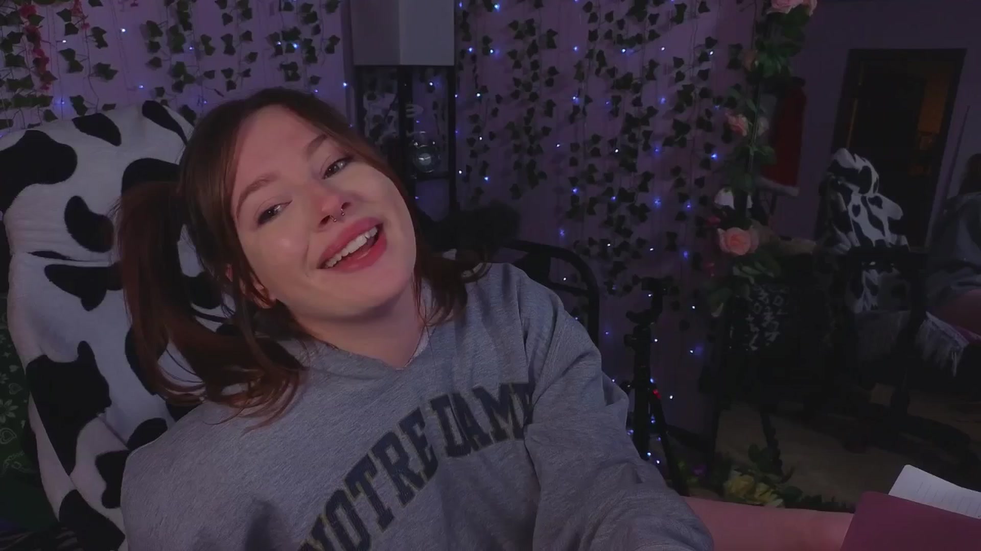 Gallery image thumbnail from naughtybella_'s myfreecams stream on, 01/22/2026, 04:43 image 10 of 20