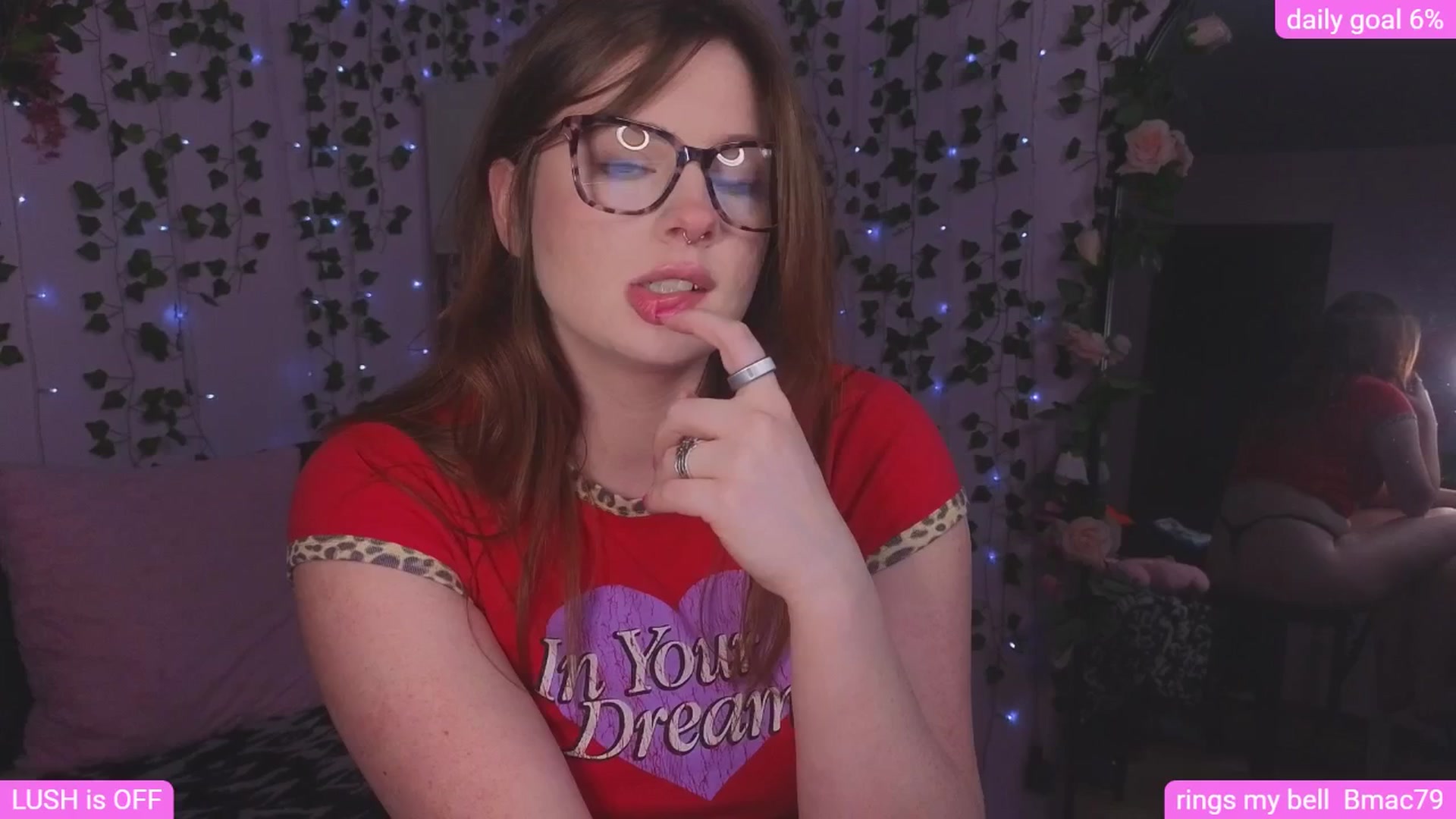 Gallery image thumbnail from naughtybella_'s myfreecams stream on, 02/20/2026, 01:16 image 1 of 20