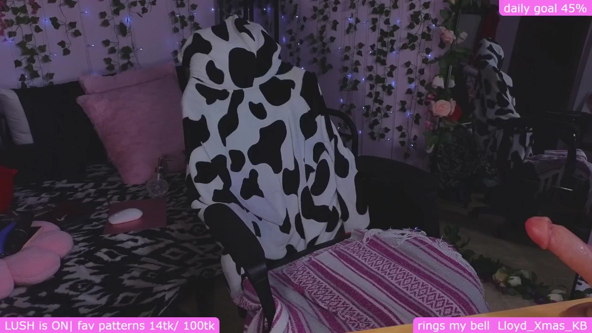 Gallery image thumbnail from naughtybella_'s myfreecams stream on, 02/26/2026, 04:05 image 15 of 20