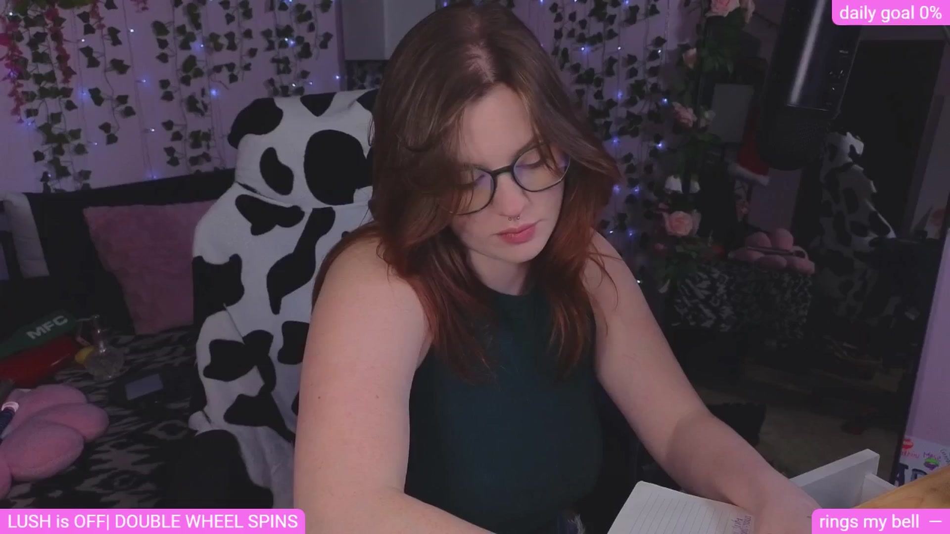 Gallery image thumbnail from naughtybella_'s myfreecams stream on, 03/06/2026, 24:01 image 1 of 20