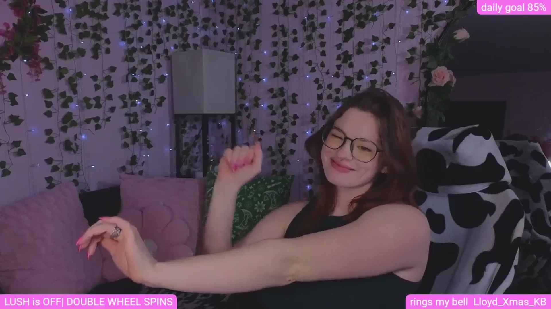Gallery image thumbnail from naughtybella_'s myfreecams stream on, 03/06/2026, 03:42 image 18 of 20