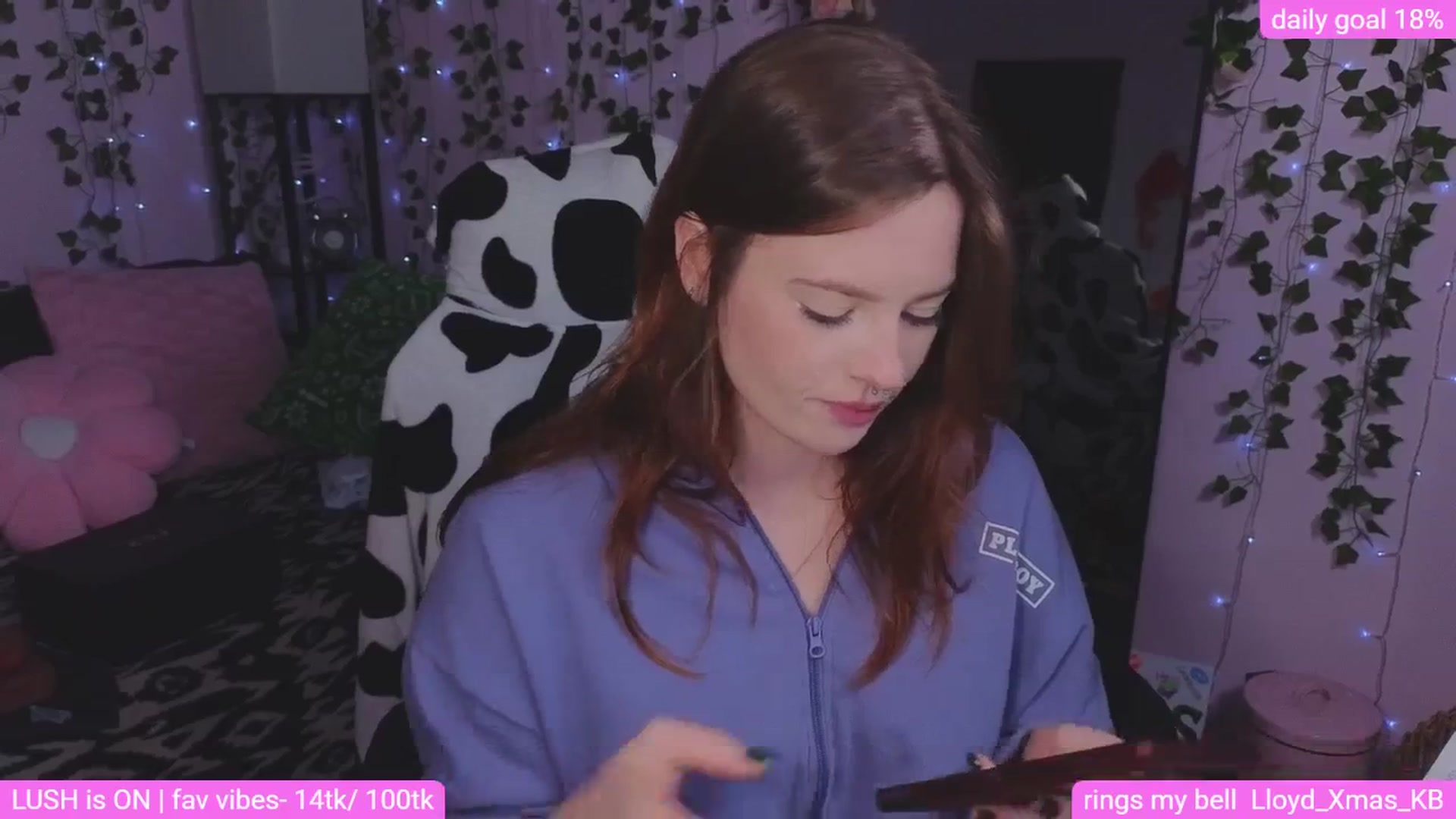 Gallery image thumbnail from naughtybella_'s myfreecams stream on, 03/18/2026, 02:30 image 12 of 20