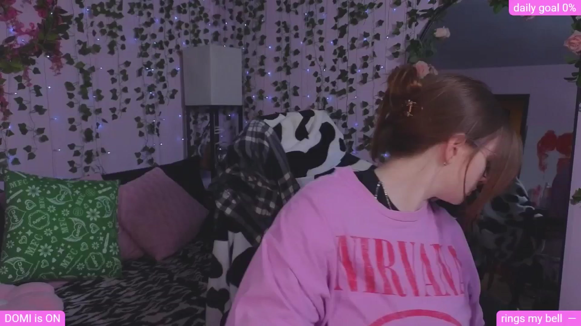 Gallery image thumbnail from naughtybella_'s myfreecams stream on, 03/27/2026, 24:00 image 1 of 20