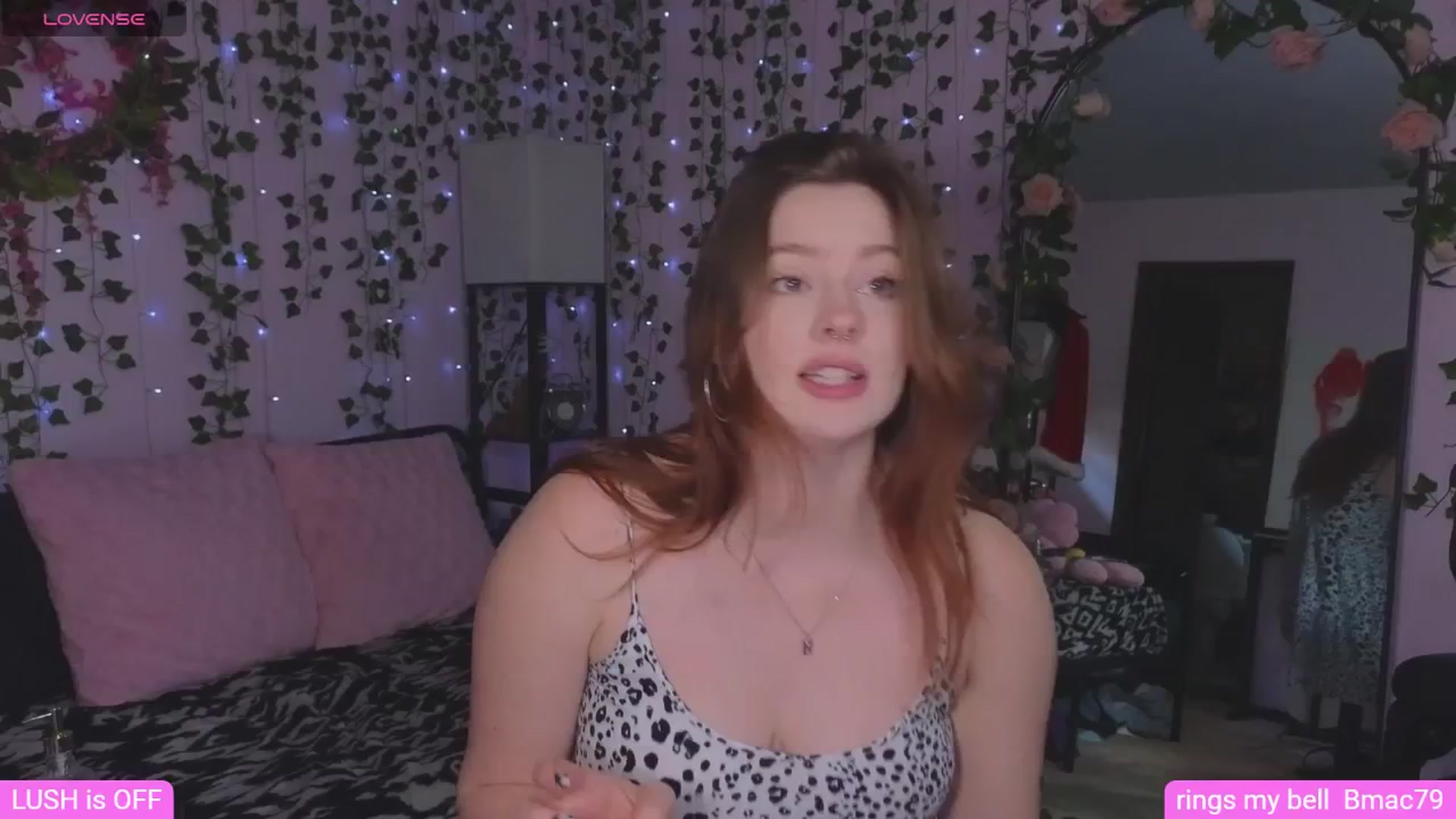 Gallery image thumbnail from naughtybella_'s myfreecams stream on, 04/12/2026, 22:04 image 17 of 20