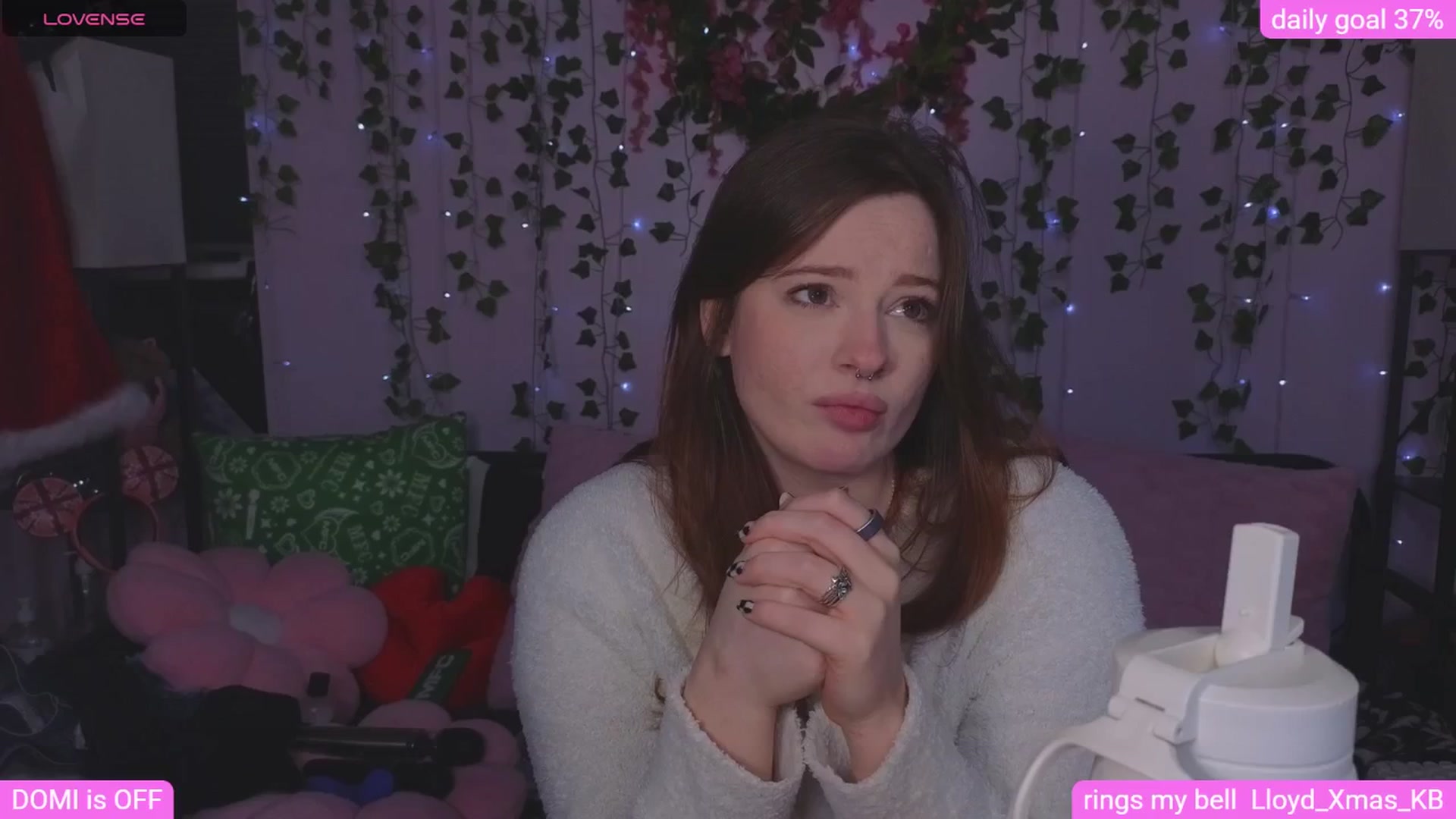Gallery image thumbnail from naughtybella_'s myfreecams stream on, 04/16/2026, 03:42 image 19 of 20