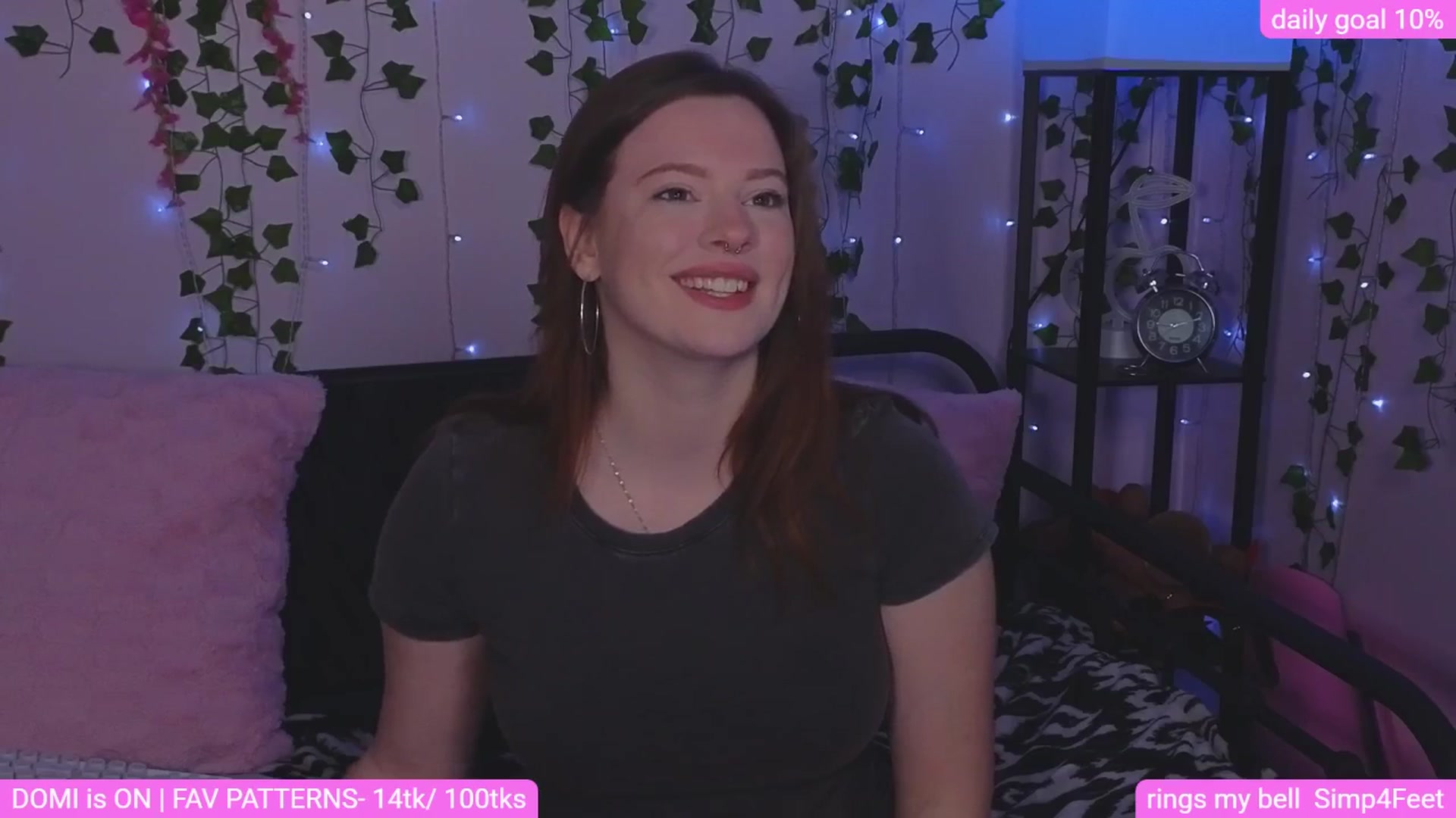 Gallery image thumbnail from naughtybella_'s myfreecams stream on, 04/17/2026, 03:11 image 4 of 20