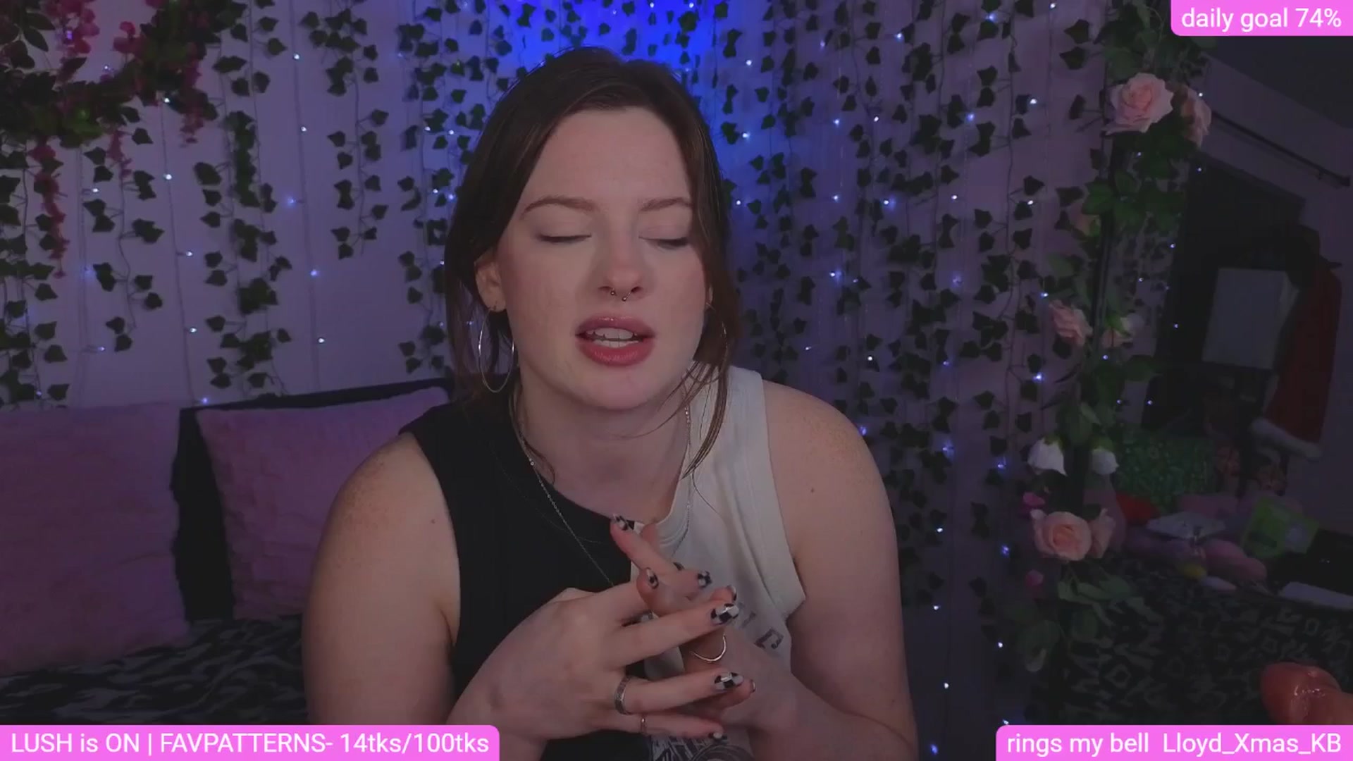Gallery image thumbnail from naughtybella_'s myfreecams stream on, 04/22/2026, 03:32 image 19 of 20
