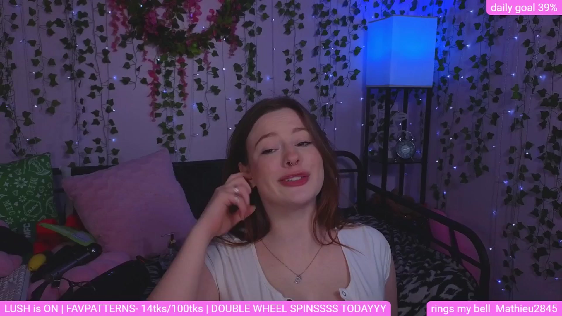 Gallery image thumbnail from naughtybella_'s myfreecams stream on, 04/24/2026, 03:35 image 6 of 20