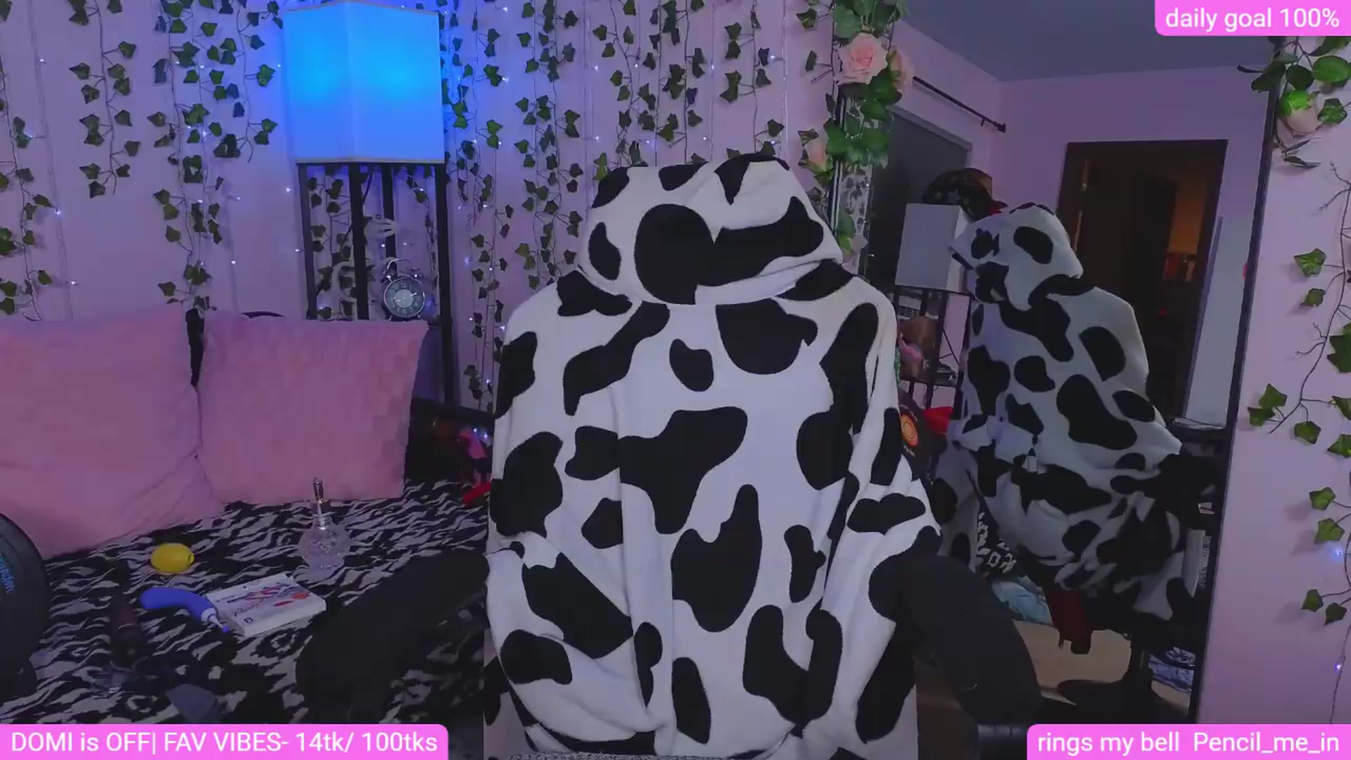 Gallery image thumbnail from naughtybella_'s myfreecams stream on, 06/06/2026, 03:48 image 7 of 20