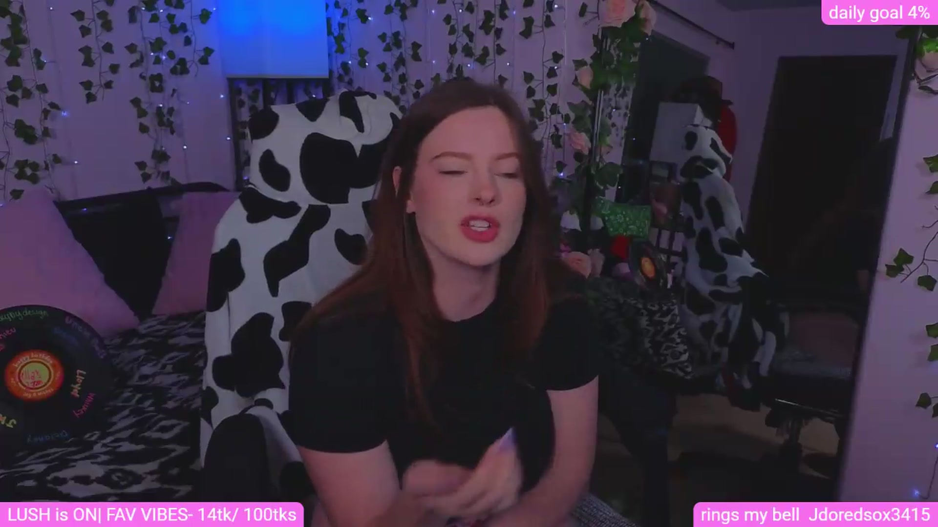 Gallery image thumbnail from naughtybella_'s myfreecams stream on, 06/10/2026, 03:04 image 6 of 20