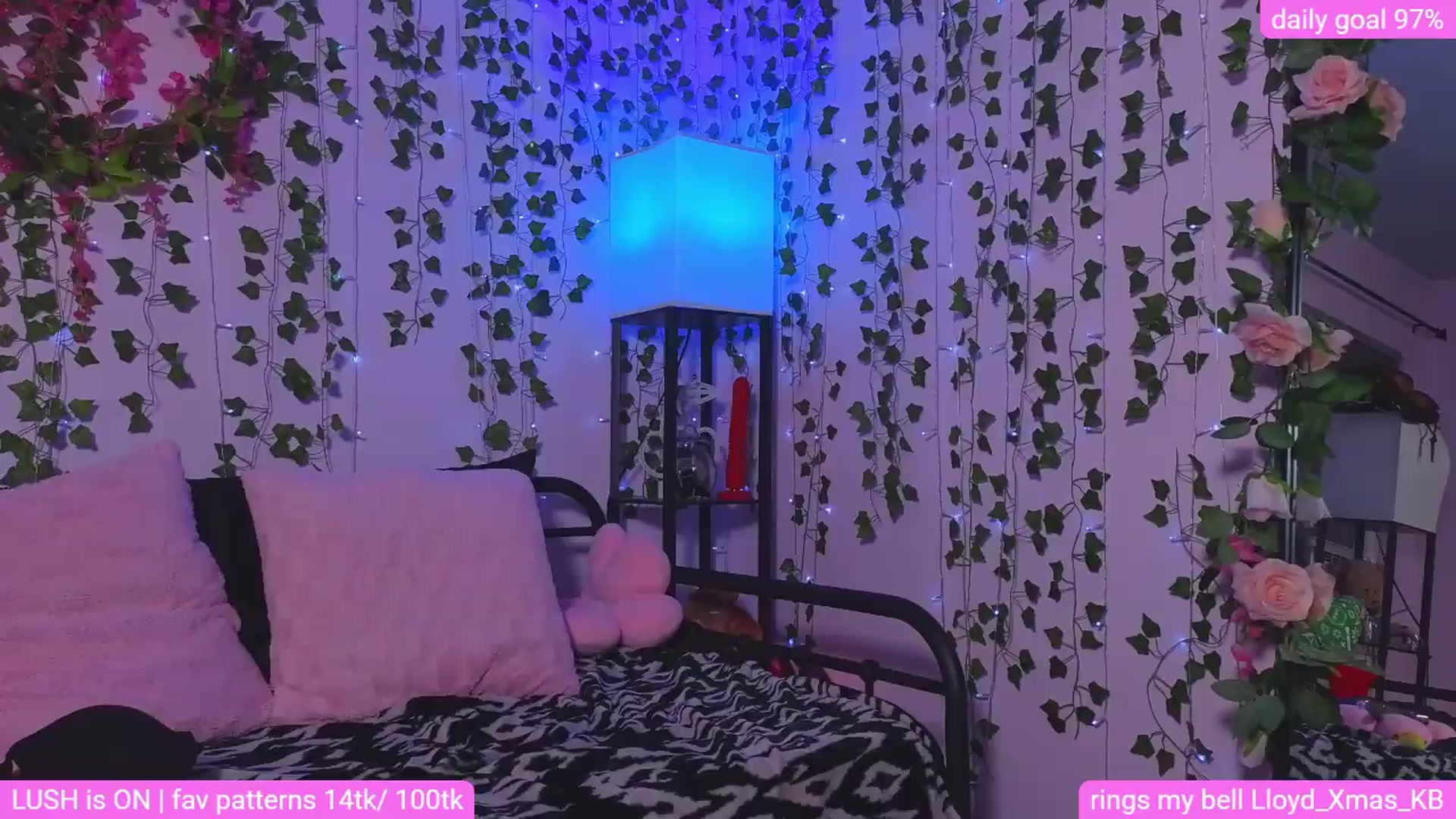 Gallery image thumbnail from naughtybella_'s myfreecams stream on, 07/08/2026, 03:34 image 13 of 20