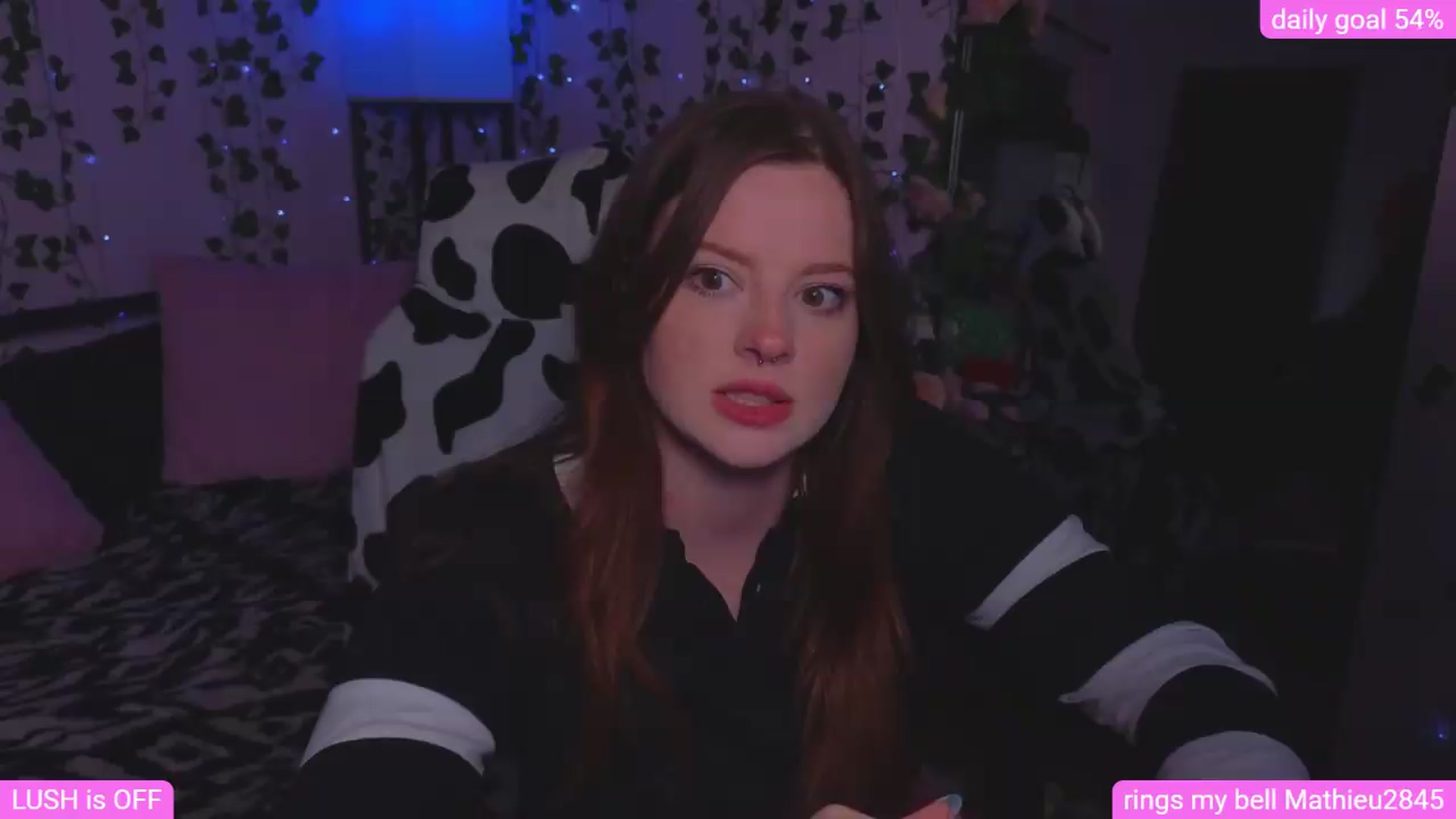 Gallery image thumbnail from naughtybella_'s myfreecams stream on, 07/18/2026, 24:57 image 17 of 20
