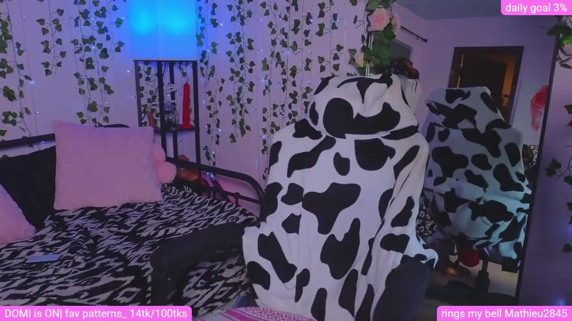 Gallery image thumbnail from naughtybella_'s myfreecams stream on, 07/22/2026, 02:55 image 2 of 20