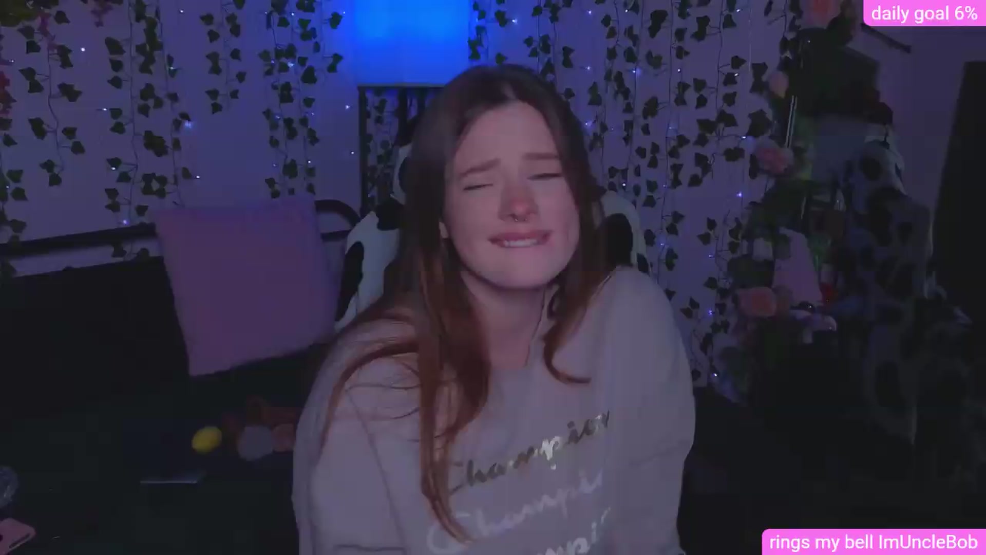 Gallery image thumbnail from naughtybella_'s myfreecams stream on, 08/07/2026, 23:51 image 10 of 20