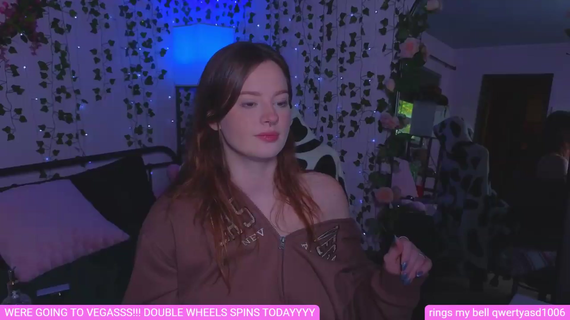 Gallery image thumbnail from naughtybella_'s myfreecams stream on, 08/10/2026, 01:32 image 5 of 20