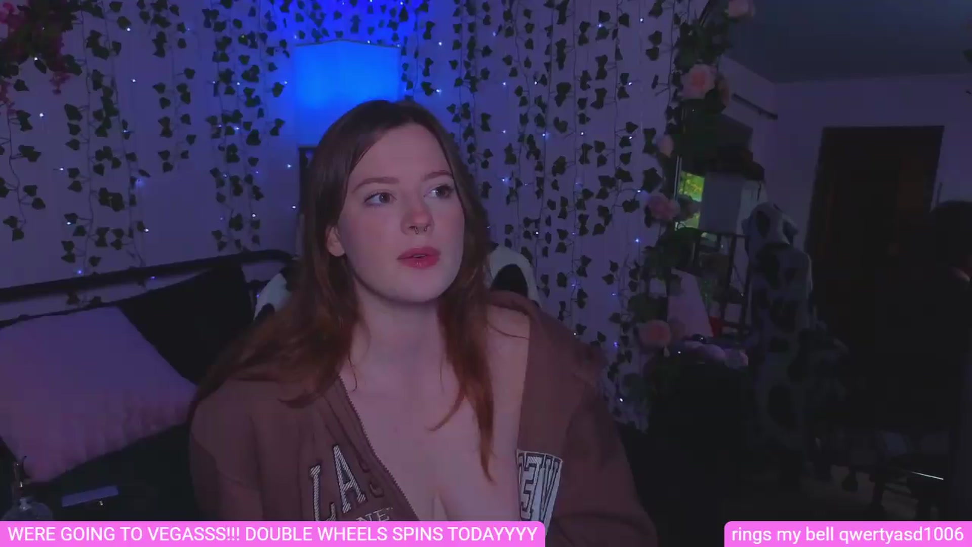 Gallery image thumbnail from naughtybella_'s myfreecams stream on, 08/10/2026, 01:32 image 6 of 20