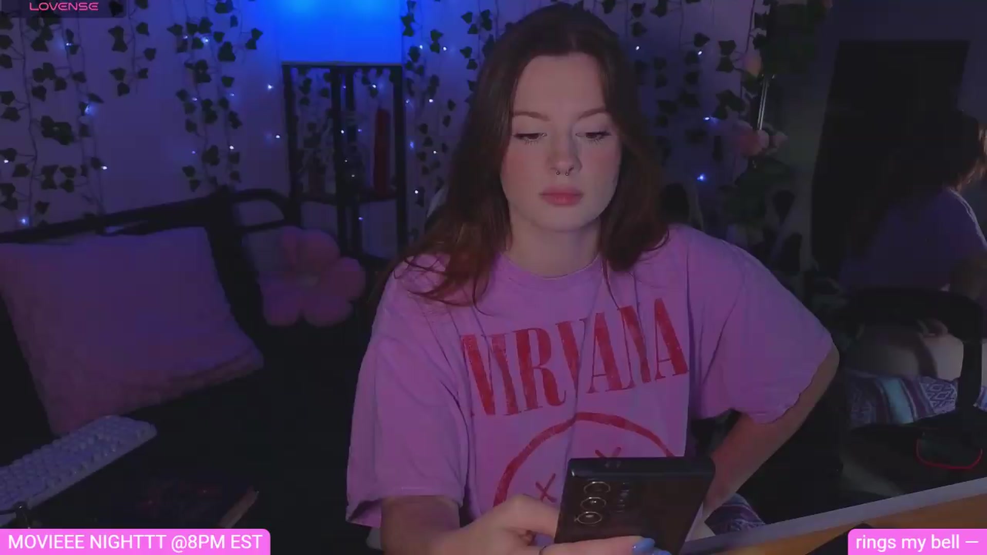 Gallery image thumbnail from naughtybella_'s myfreecams stream on, 08/11/2026, 02:37 image 1 of 20
