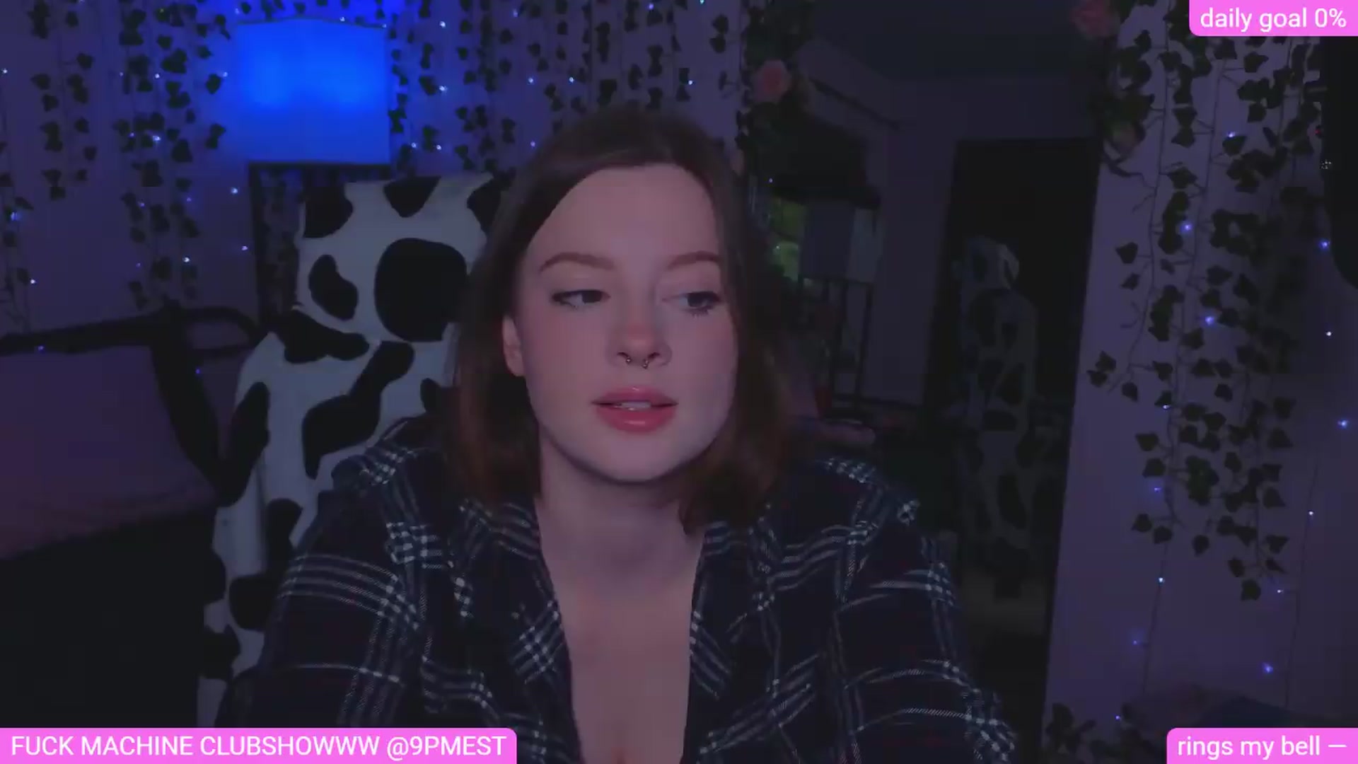 Gallery image thumbnail from naughtybella_'s myfreecams stream on, 08/11/2026, 23:49 image 7 of 20