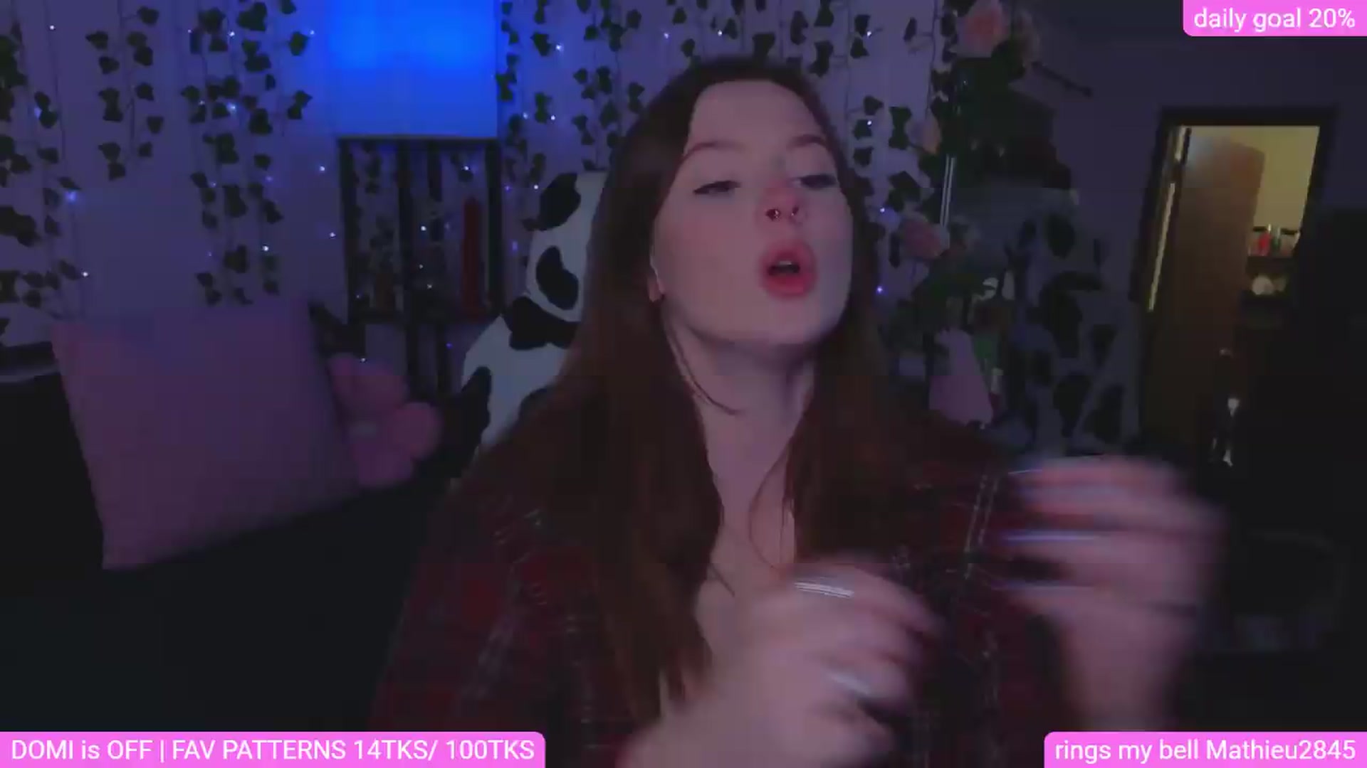 Gallery image thumbnail from naughtybella_'s myfreecams stream on, 08/19/2026, 24:26 image 4 of 20